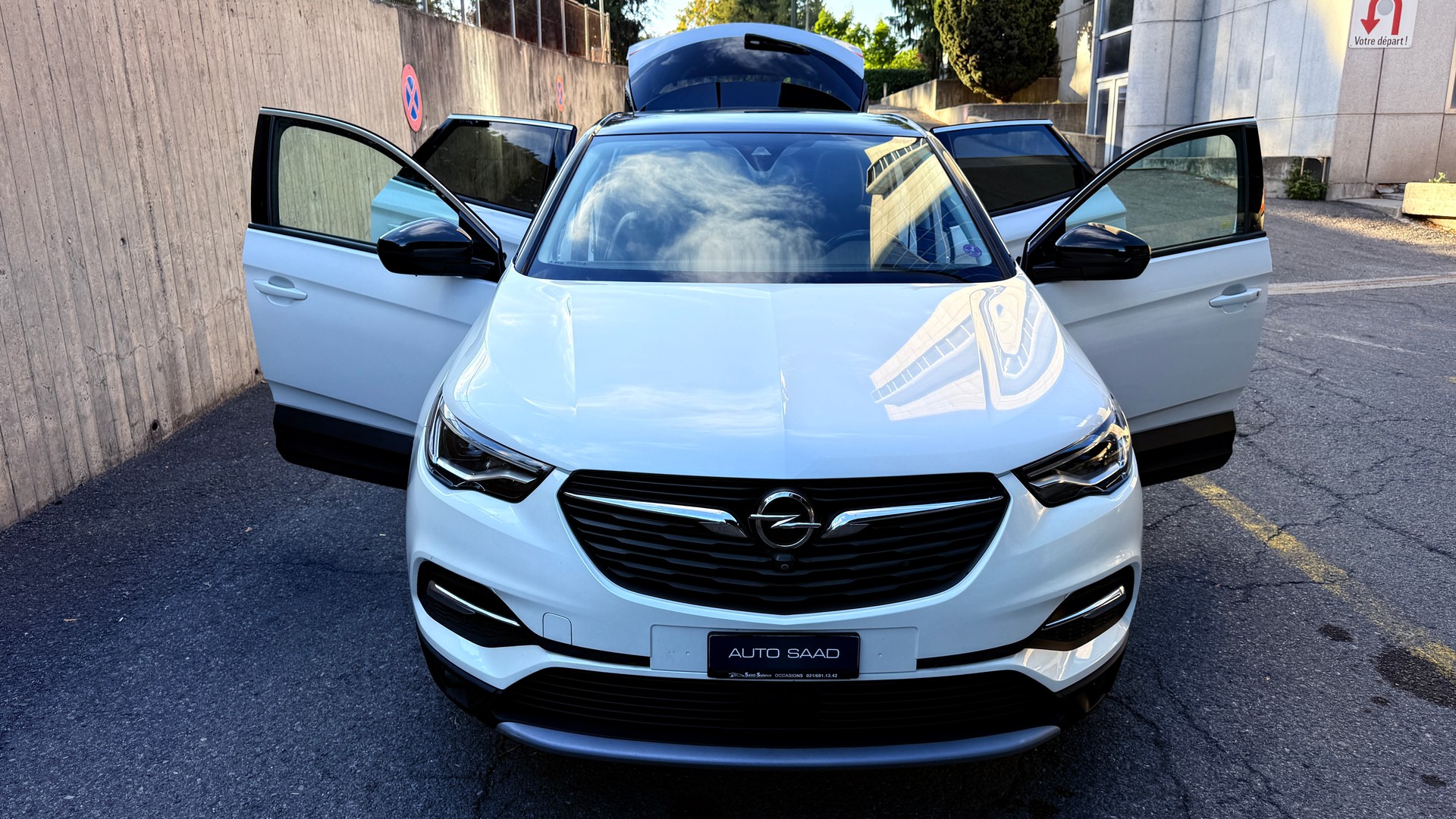OPEL Grandland X 1.2i TP Excellence Automatik-image-13