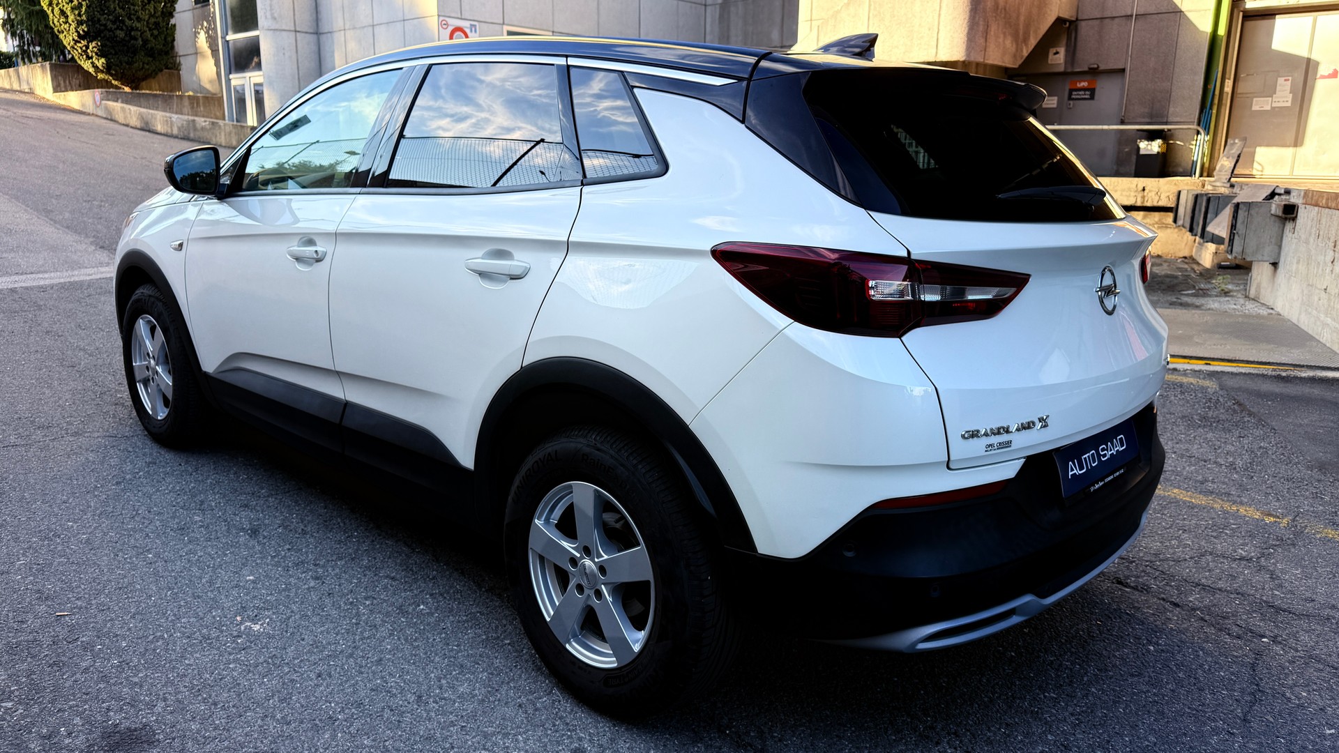 OPEL Grandland X 1.2i TP Excellence Automatik-image-5