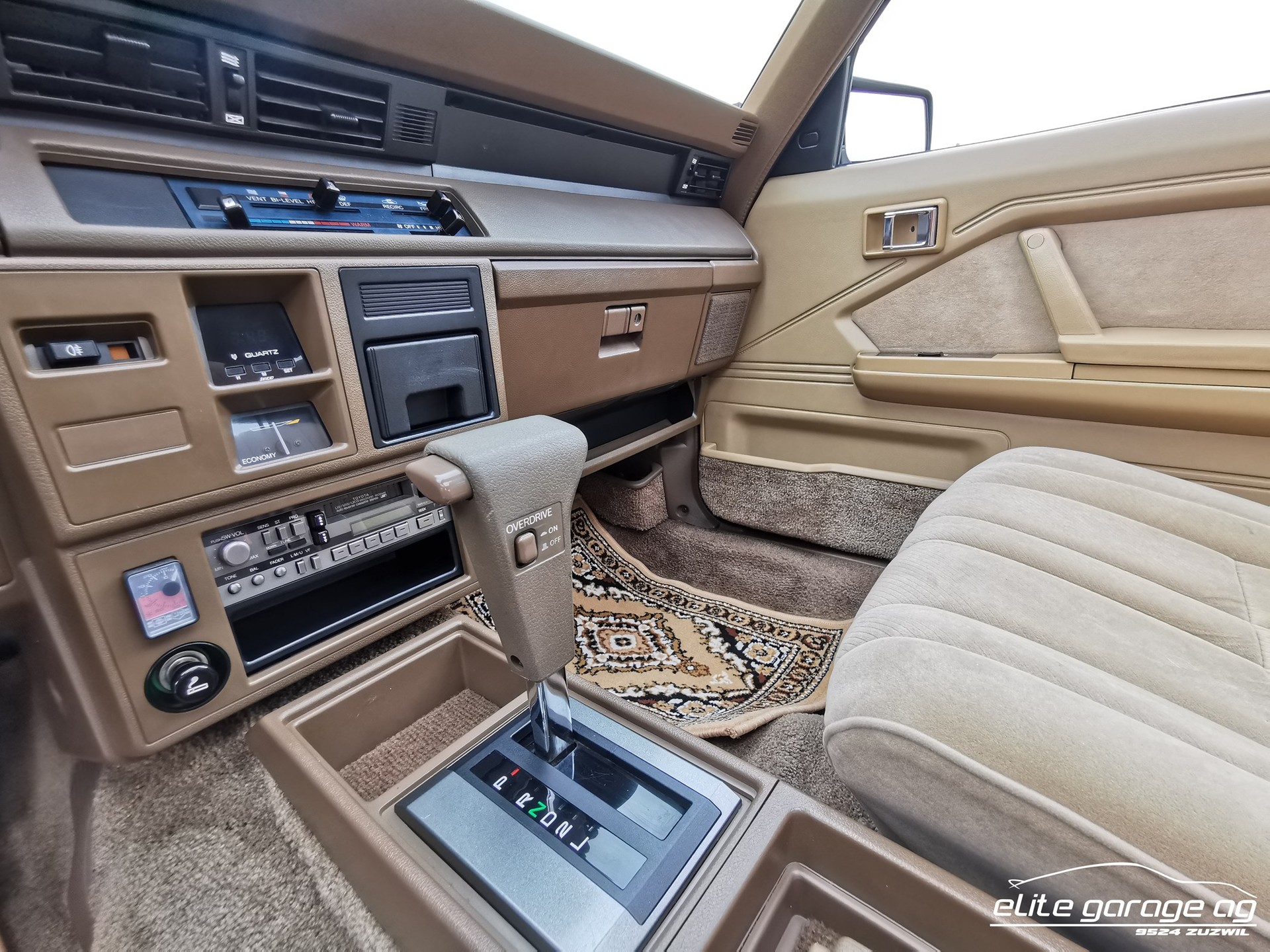 TOYOTA Crown 2800i Super Saloon-image-14