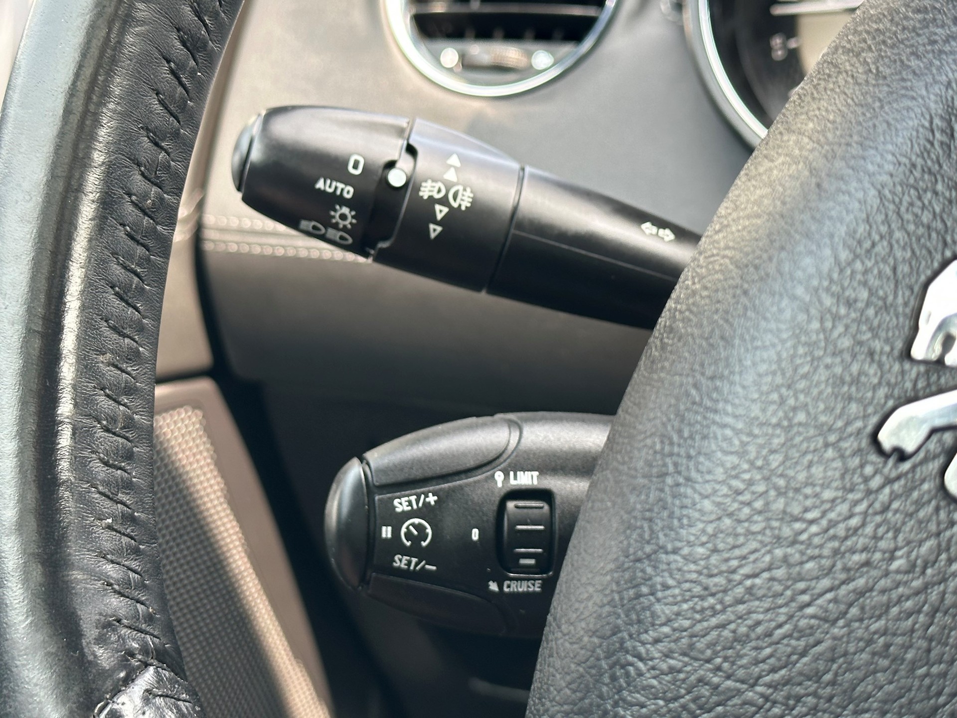 PEUGEOT RCZ 1.6 Turbo-image-14