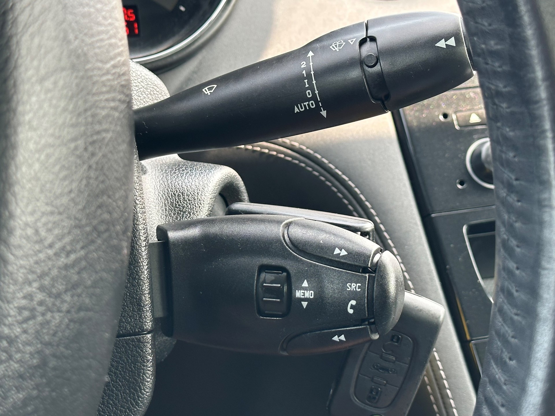 PEUGEOT RCZ 1.6 Turbo-image-15