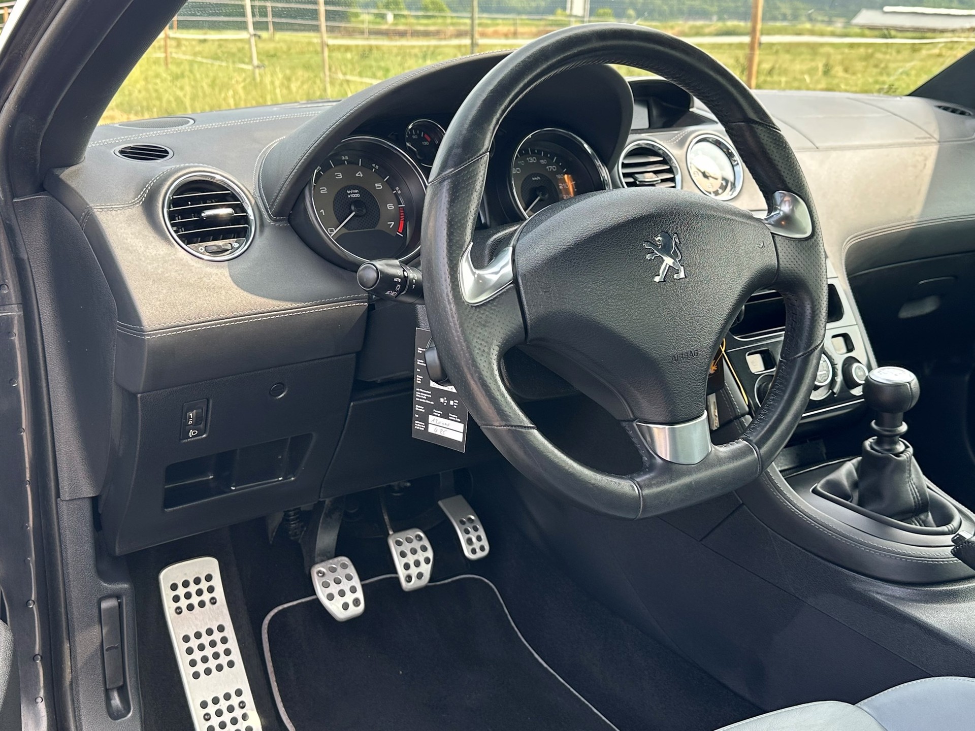 PEUGEOT RCZ 1.6 Turbo-image-9