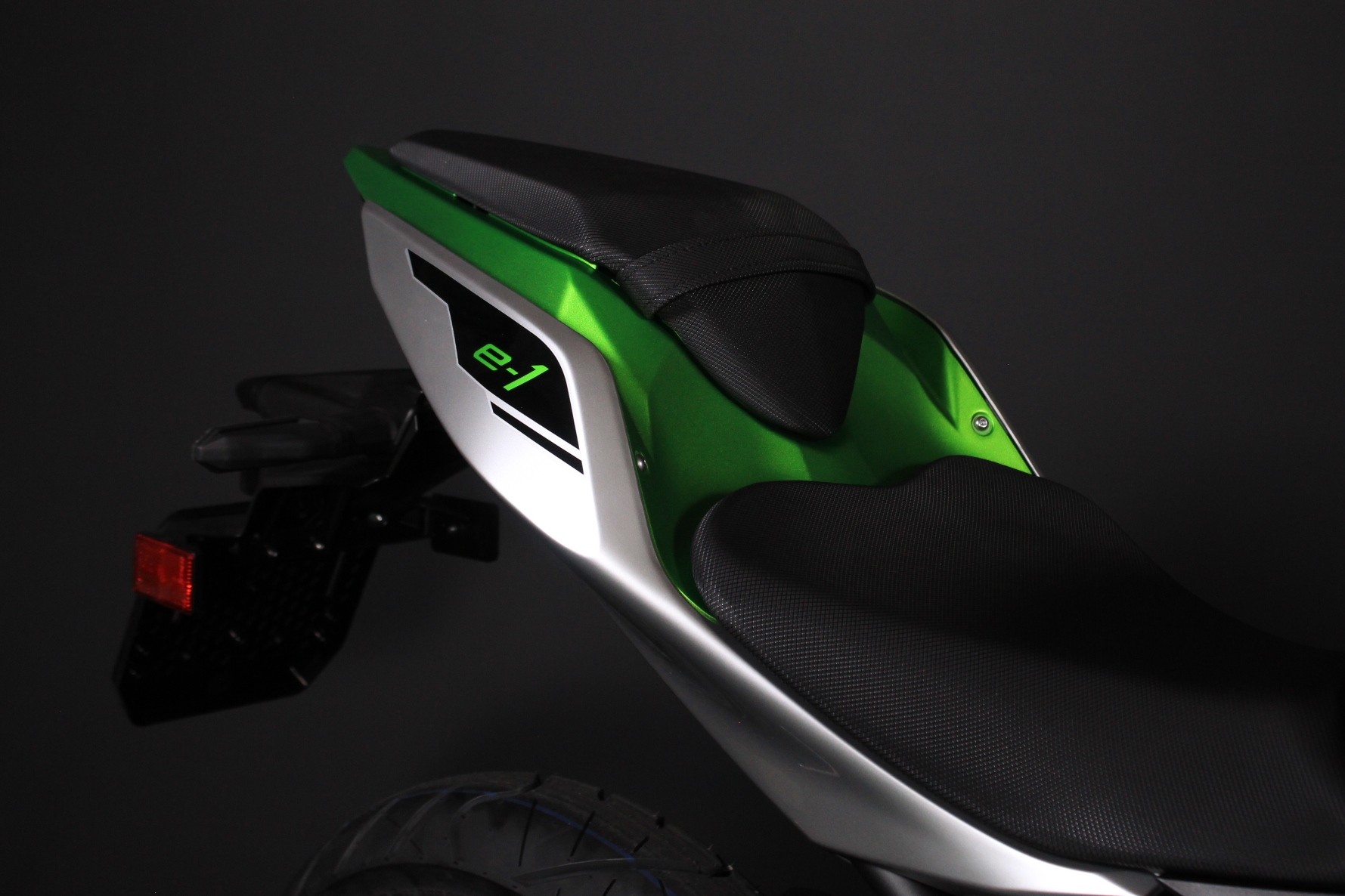 KAWASAKI Ninja e-1-showroom-element-3