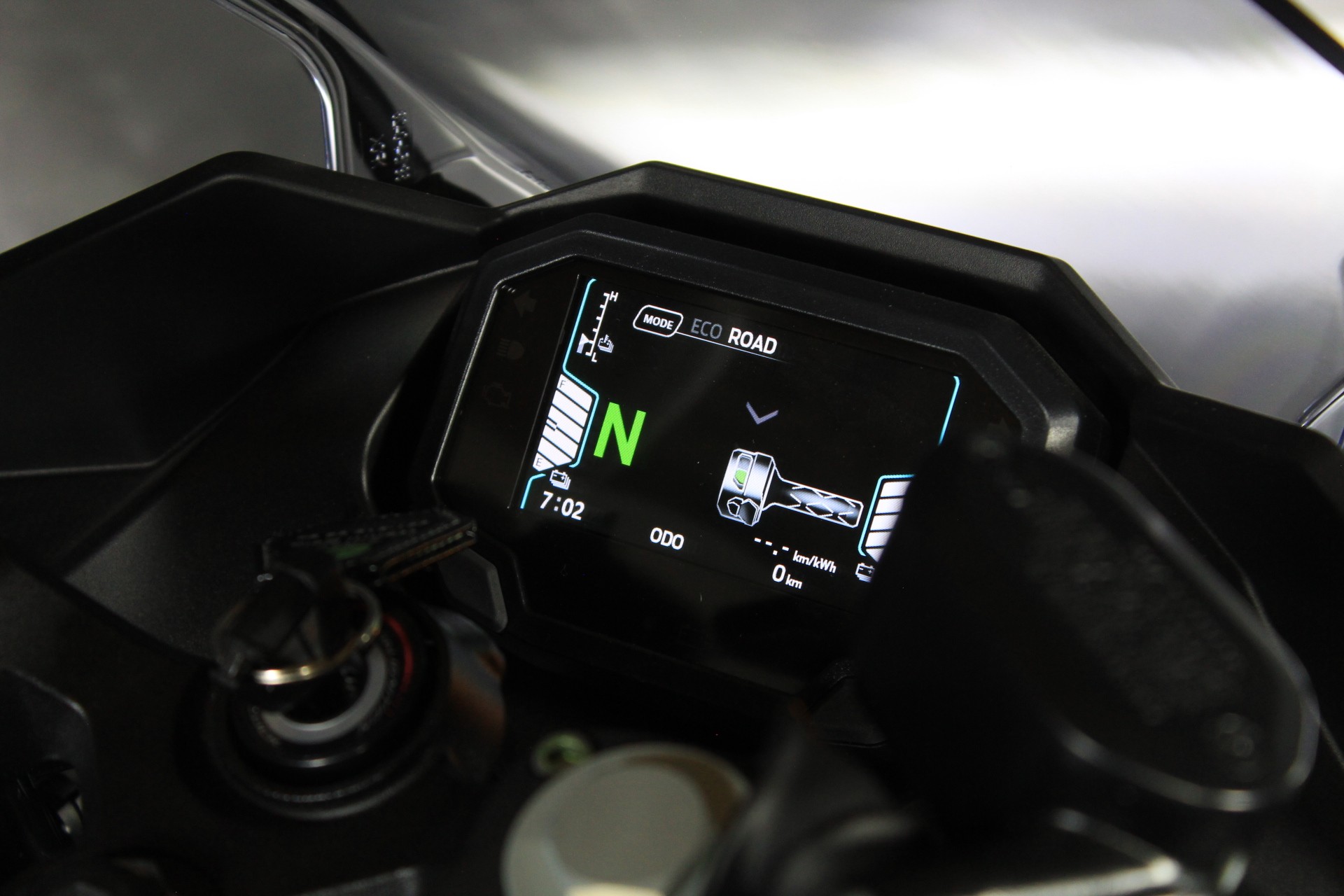 KAWASAKI Ninja e-1-image-6