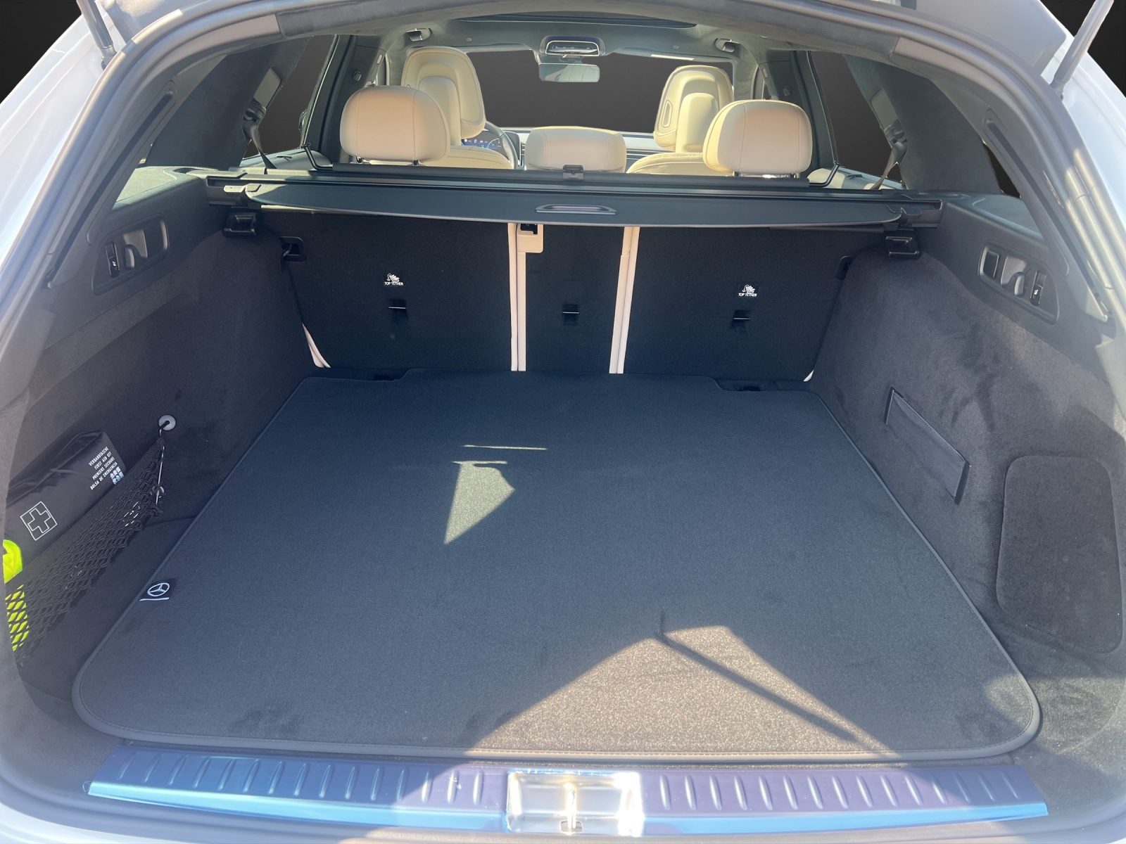 MERCEDES-BENZ E 220 d T 4Matic 9G-Tronic-image-8