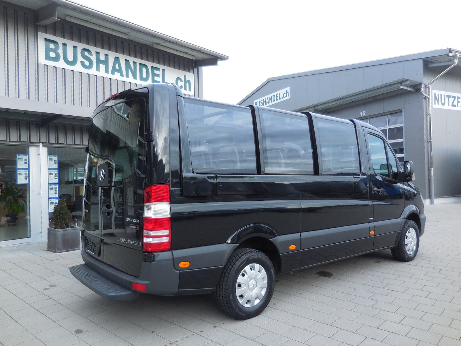MERCEDES-BENZ Cabriobus (D02)-image-1