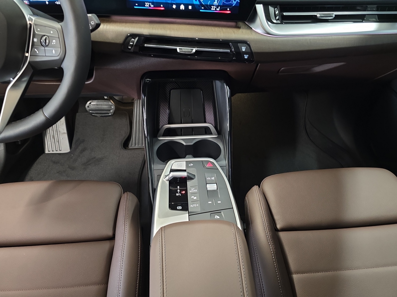 BMW 218i Active Tourer Luxury Line DKG-image-15