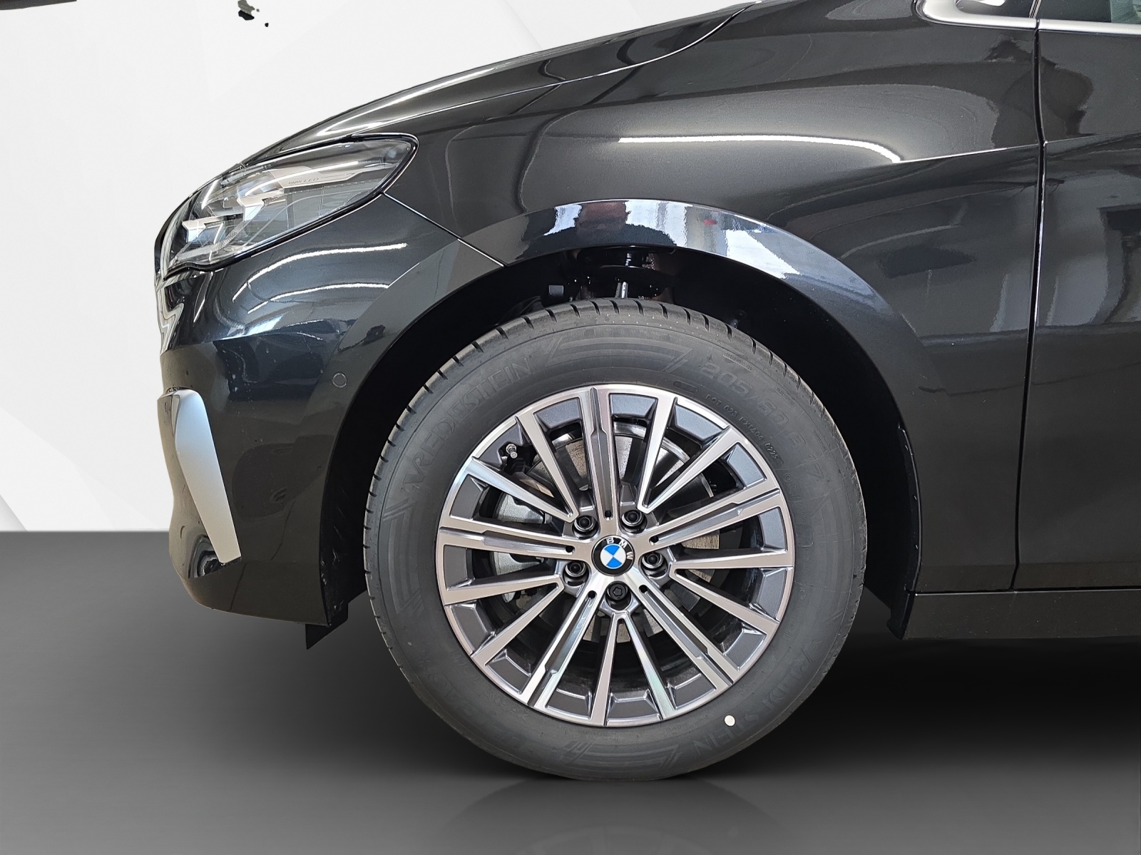BMW 218i Active Tourer Luxury Line DKG-image-8