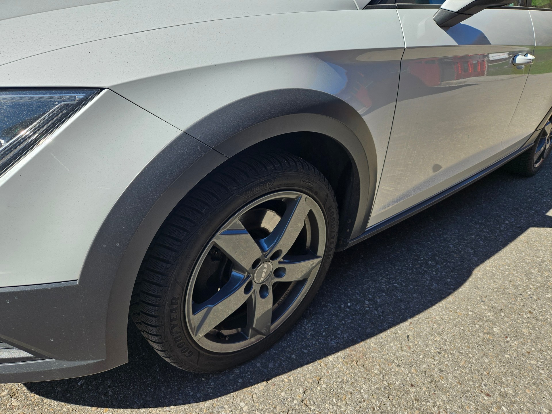 SEAT Leon ST 1.8 TSI X-Perience 4Drive DSG-image-9