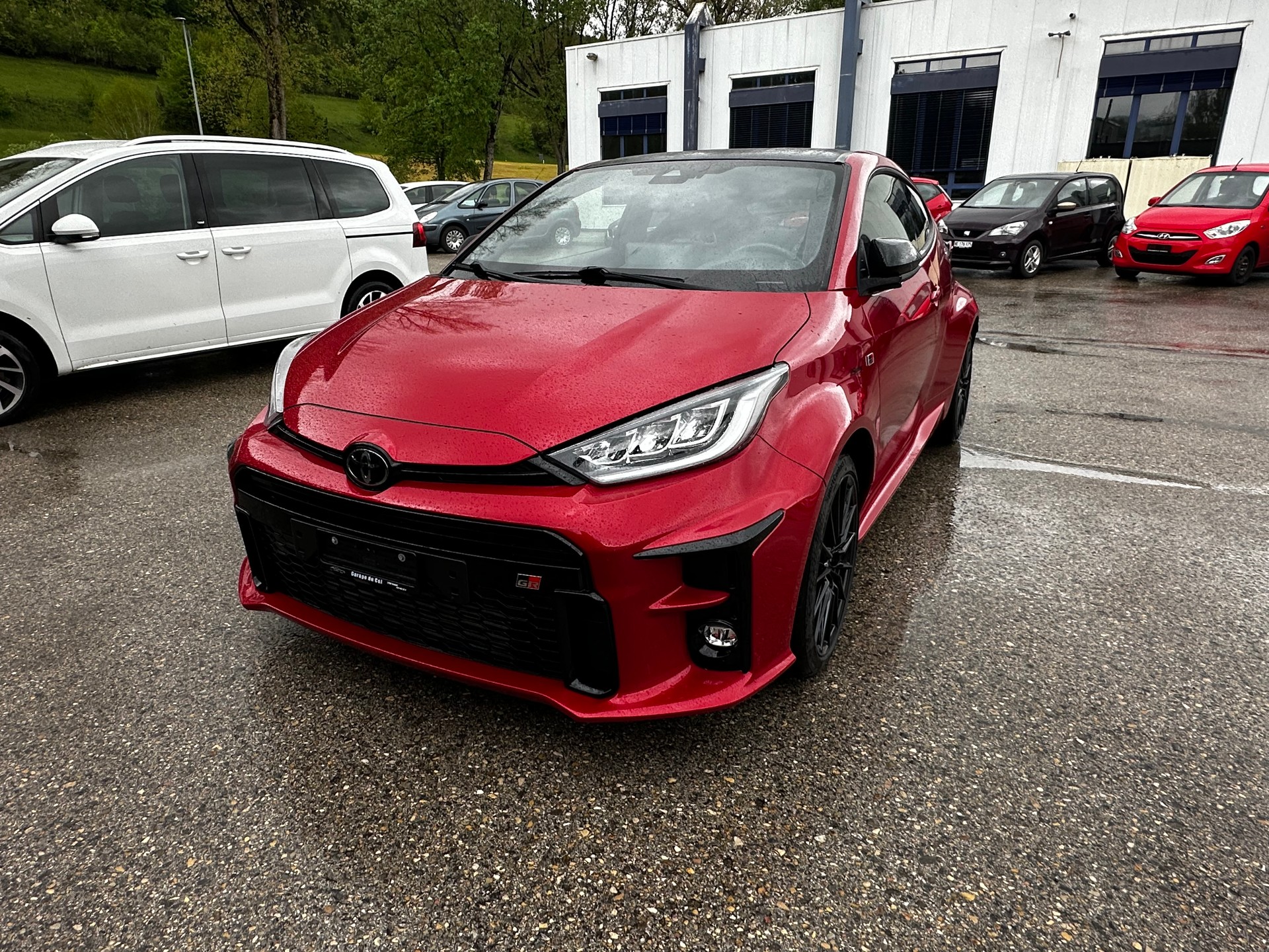 TOYOTA Yaris 1.6 GR Sport-image-1