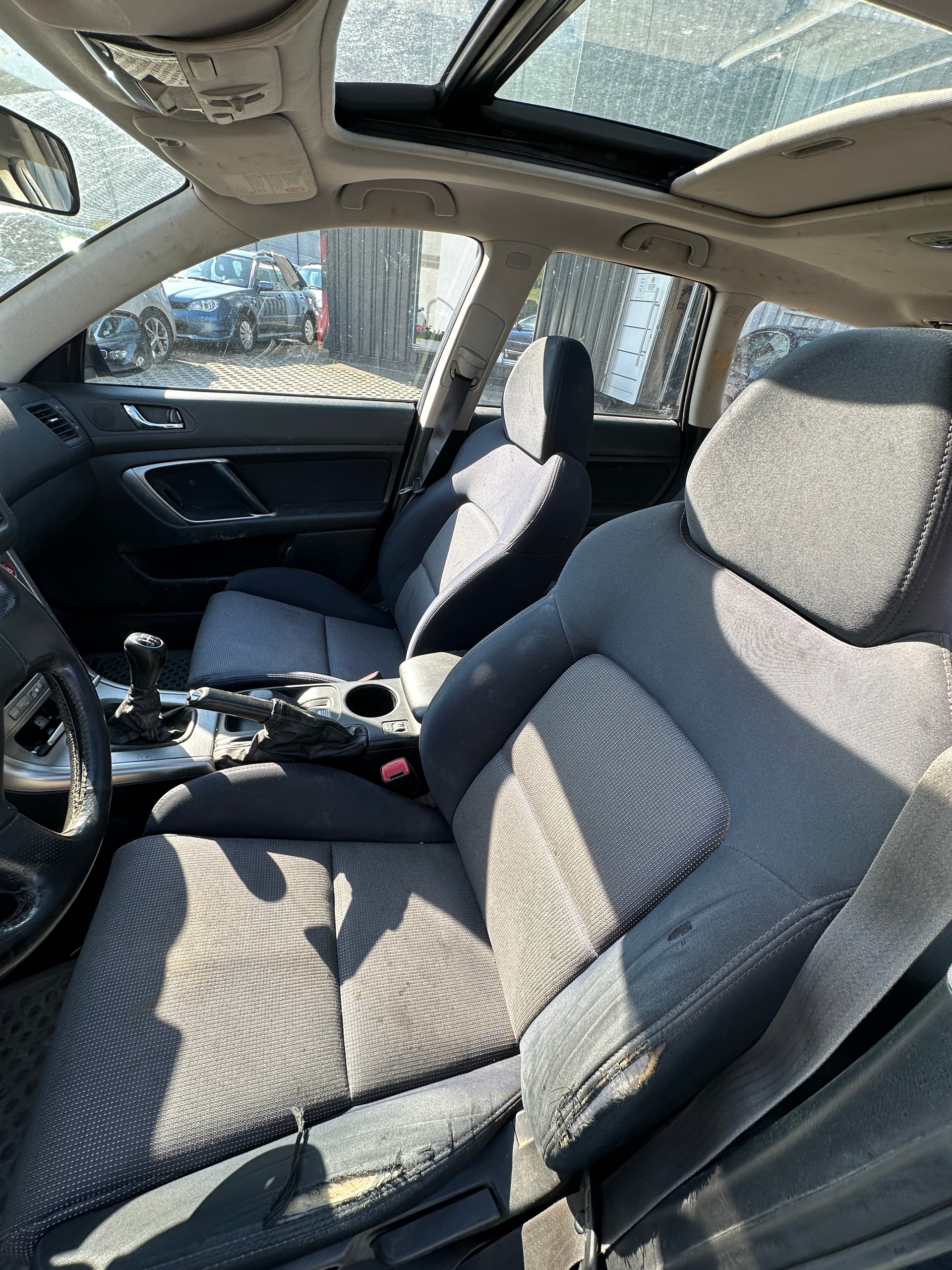 SUBARU Legacy 2.5i AWD Classic-image-8