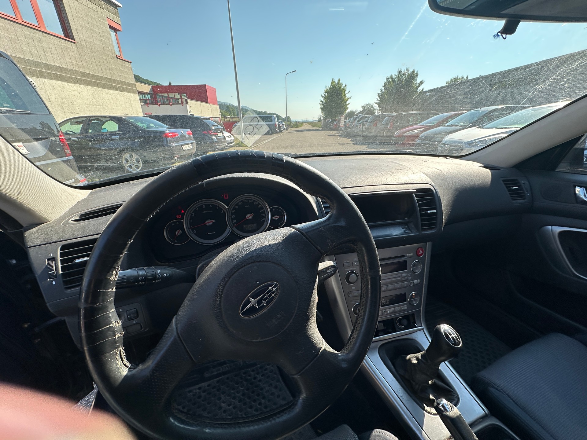 SUBARU Legacy 2.5i AWD Classic-image-9