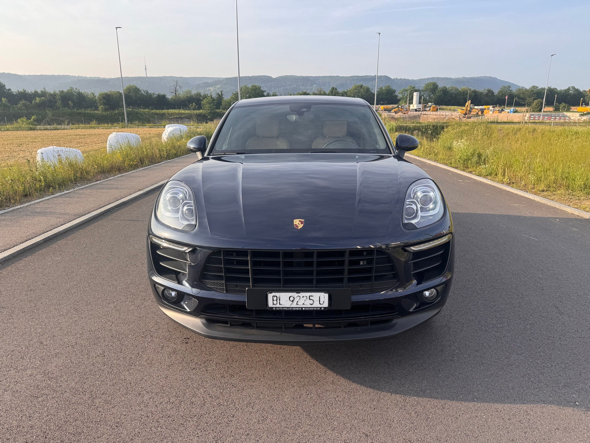PORSCHE Macan S PDK-image-1