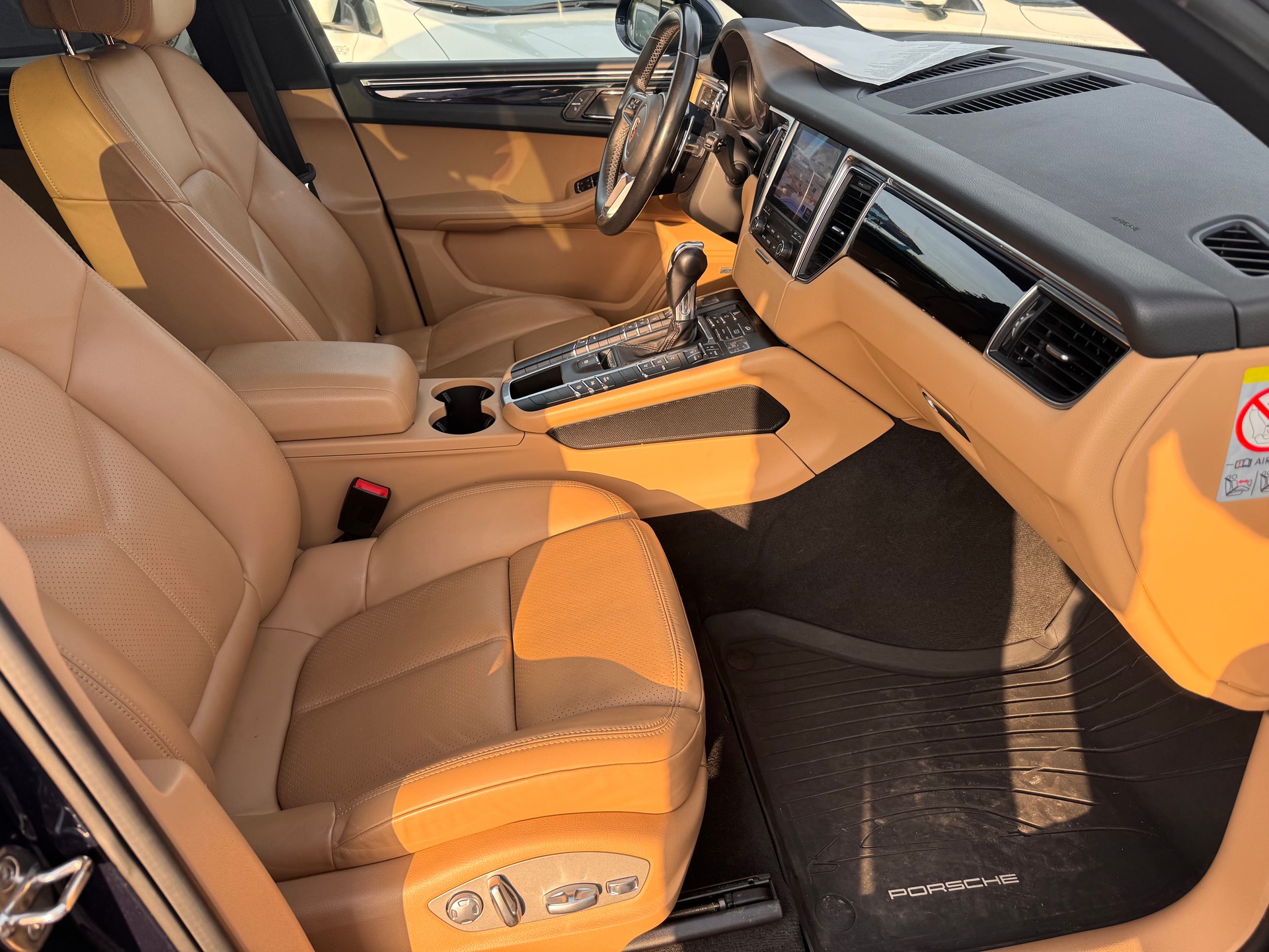 PORSCHE Macan S PDK-image-10