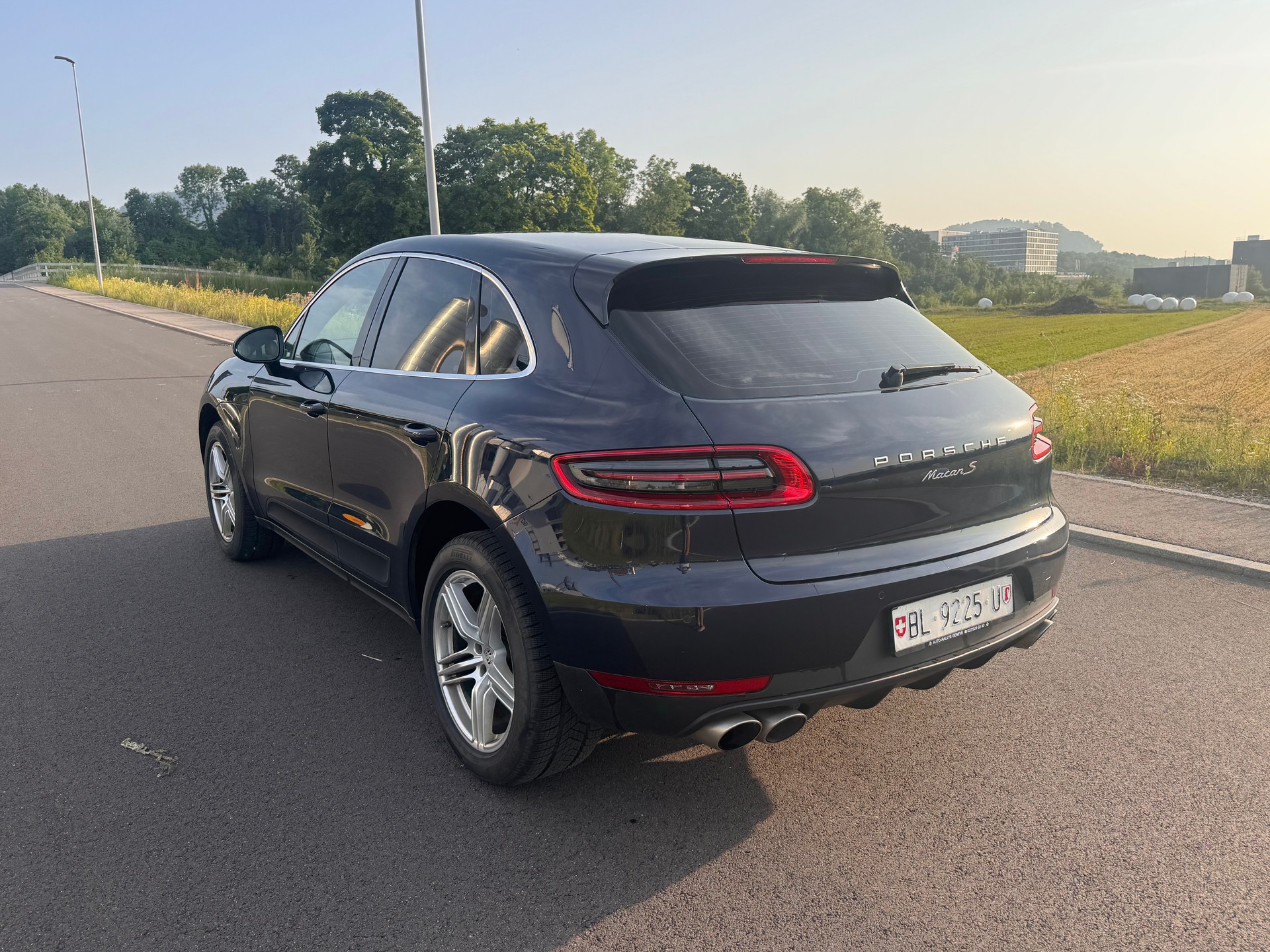 PORSCHE Macan S PDK-image-3