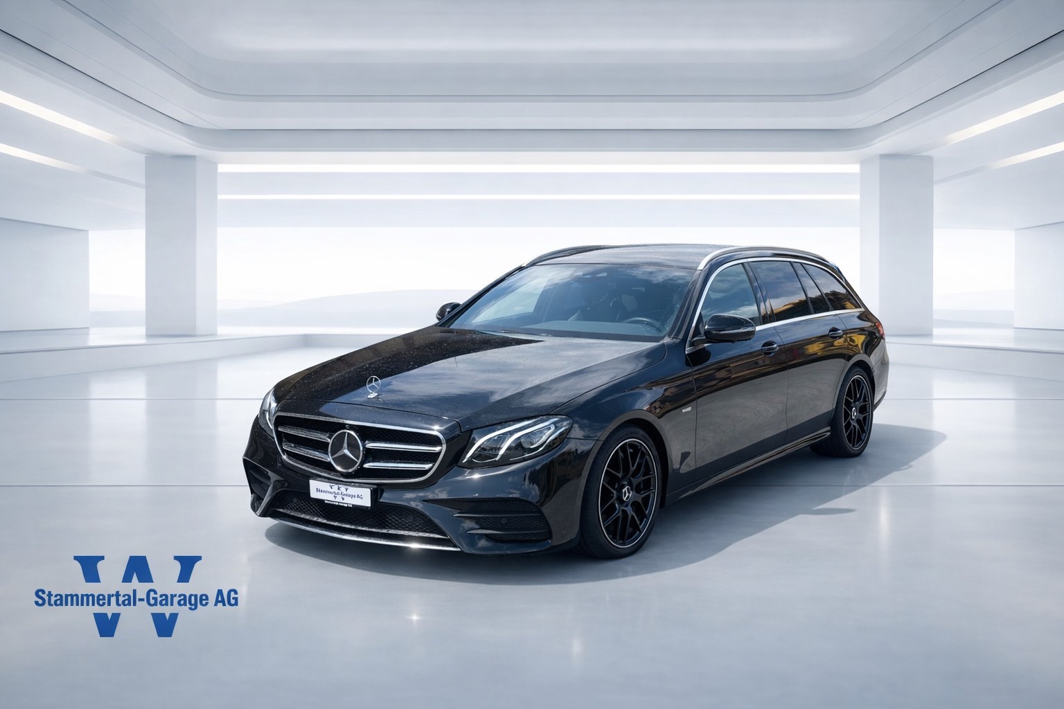 MERCEDES-BENZ E 220 d AMG Line 4Matic 9G-Tronic-image-0