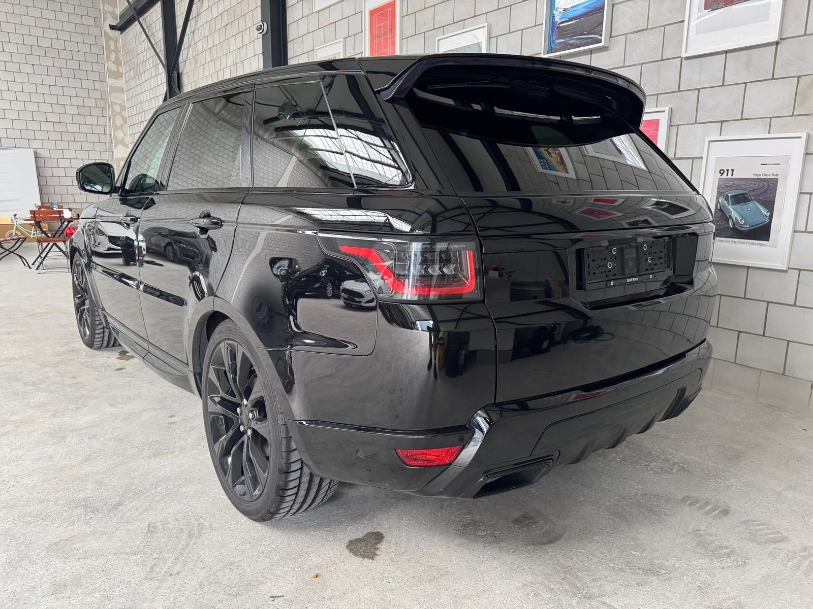 LAND ROVER Range Rover Sport 3.0 SDV6 HSE Automatic-image-4