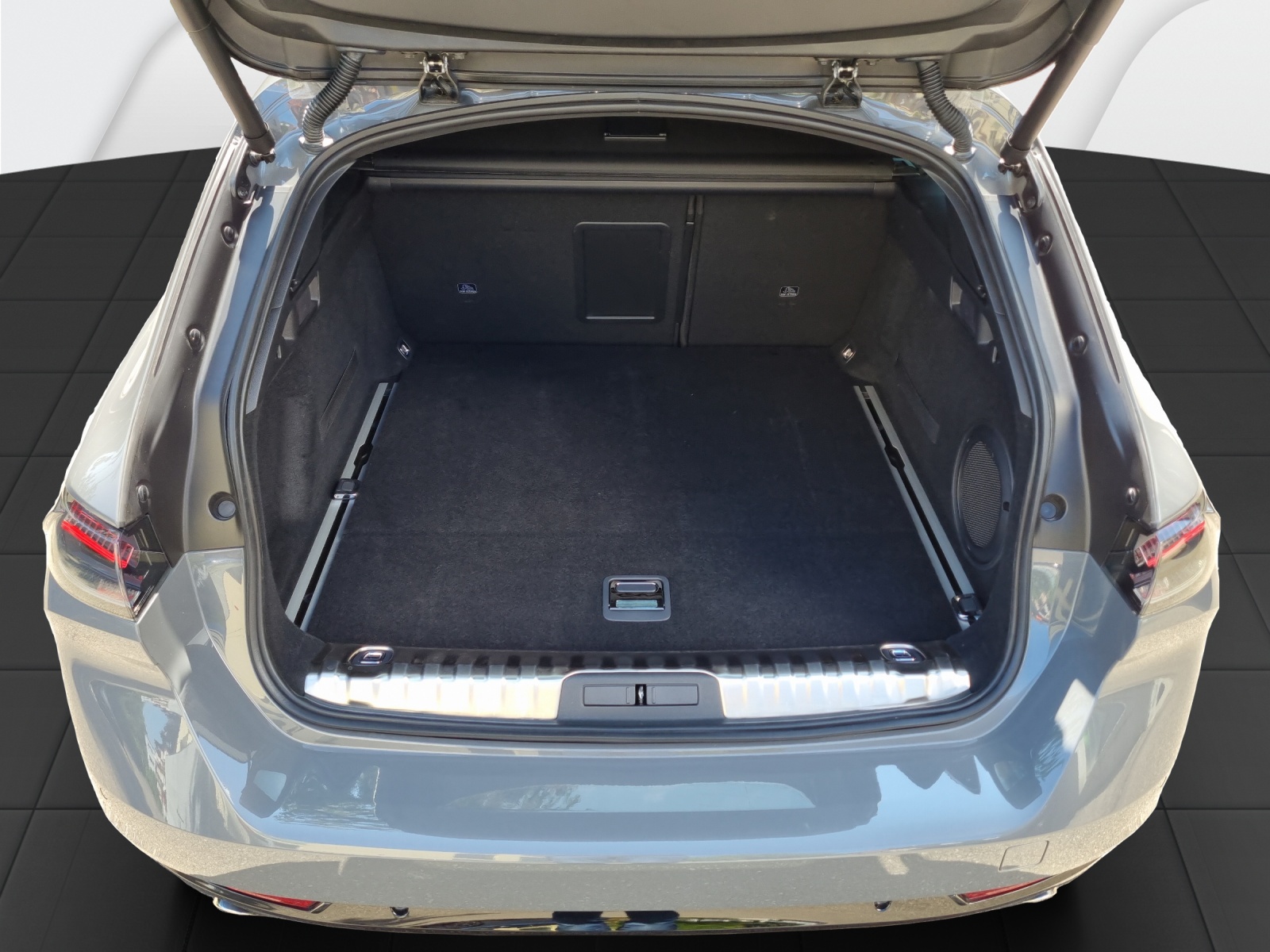 PEUGEOT 508 SW 1.6 PHEV GT EAT8-image-14