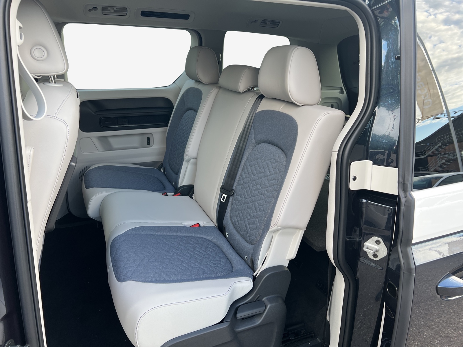 VW ID.Buzz NWB Pro-image-11