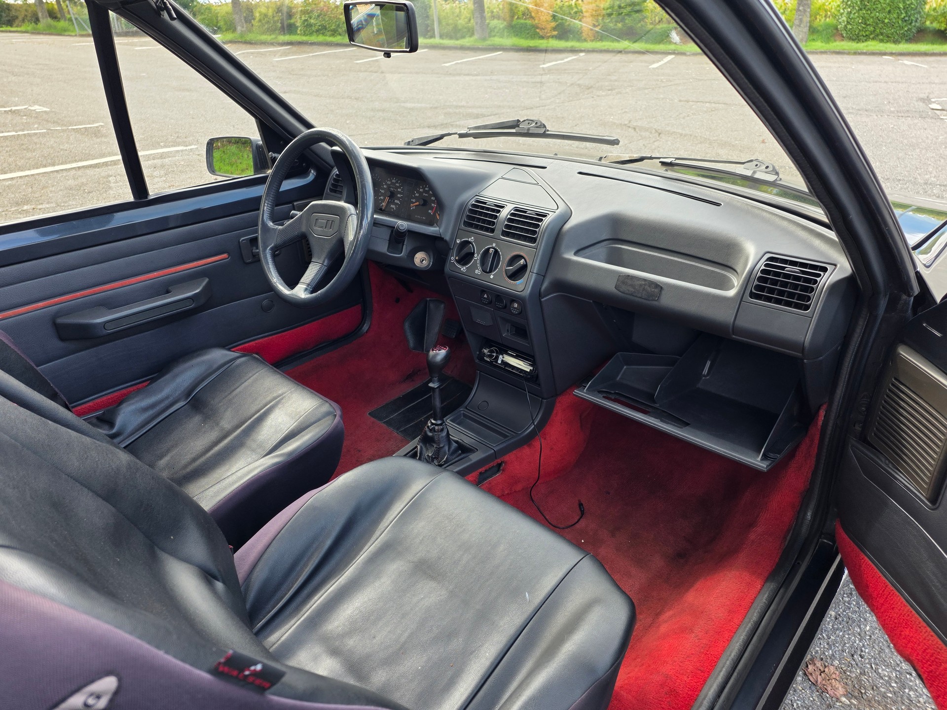 PEUGEOT 205 1.9 CTi-image-4