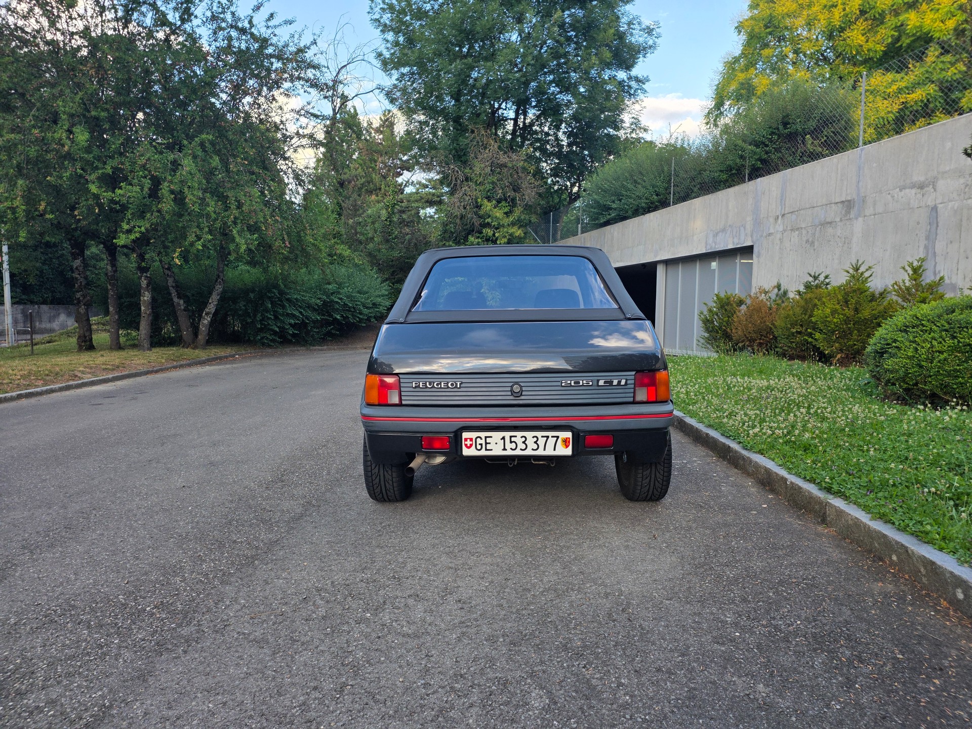 PEUGEOT 205 1.9 CTi-image-2