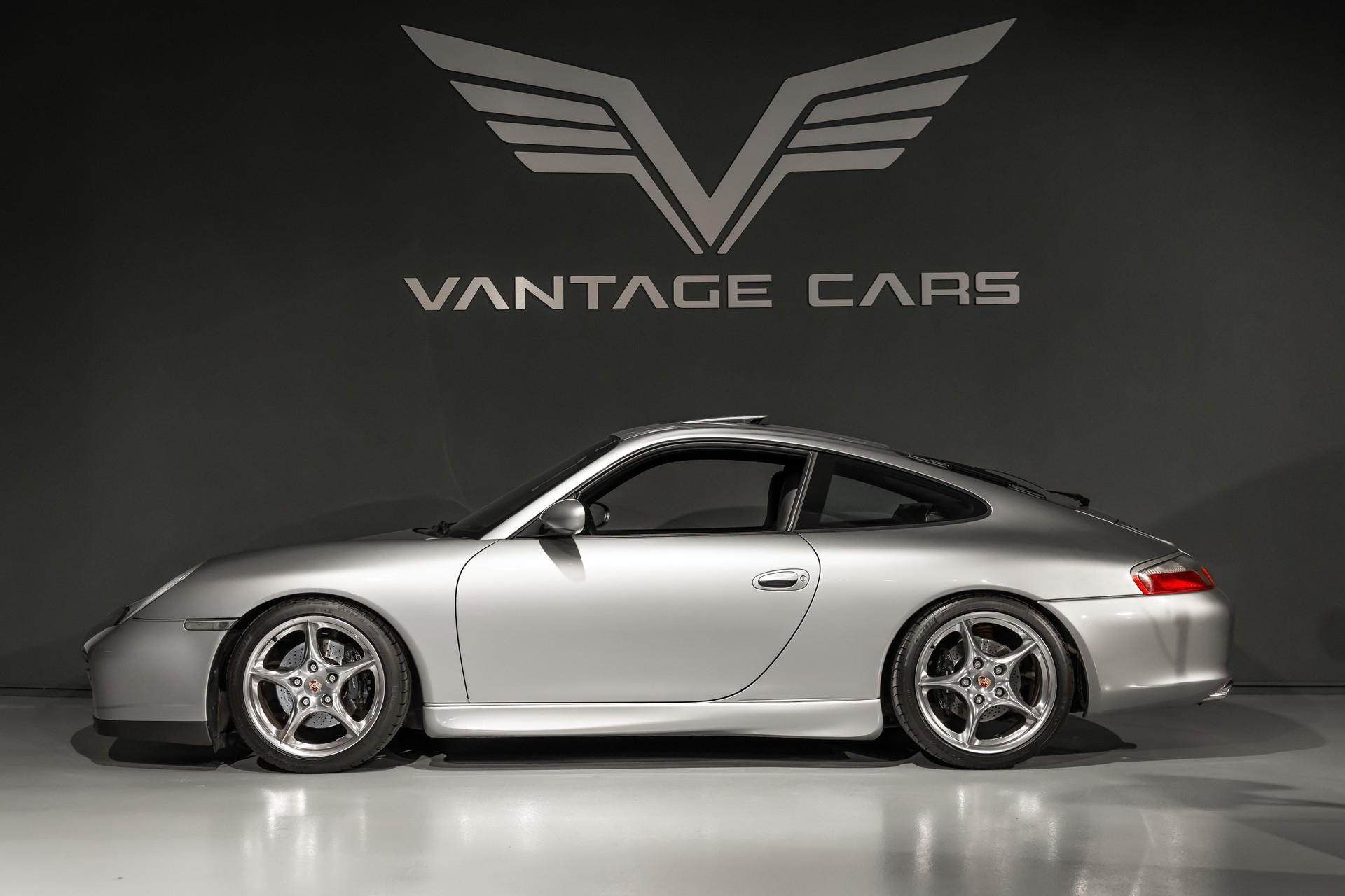 PORSCHE 911 Coupé 3.6 Carrera 40th Anniversary-image-1