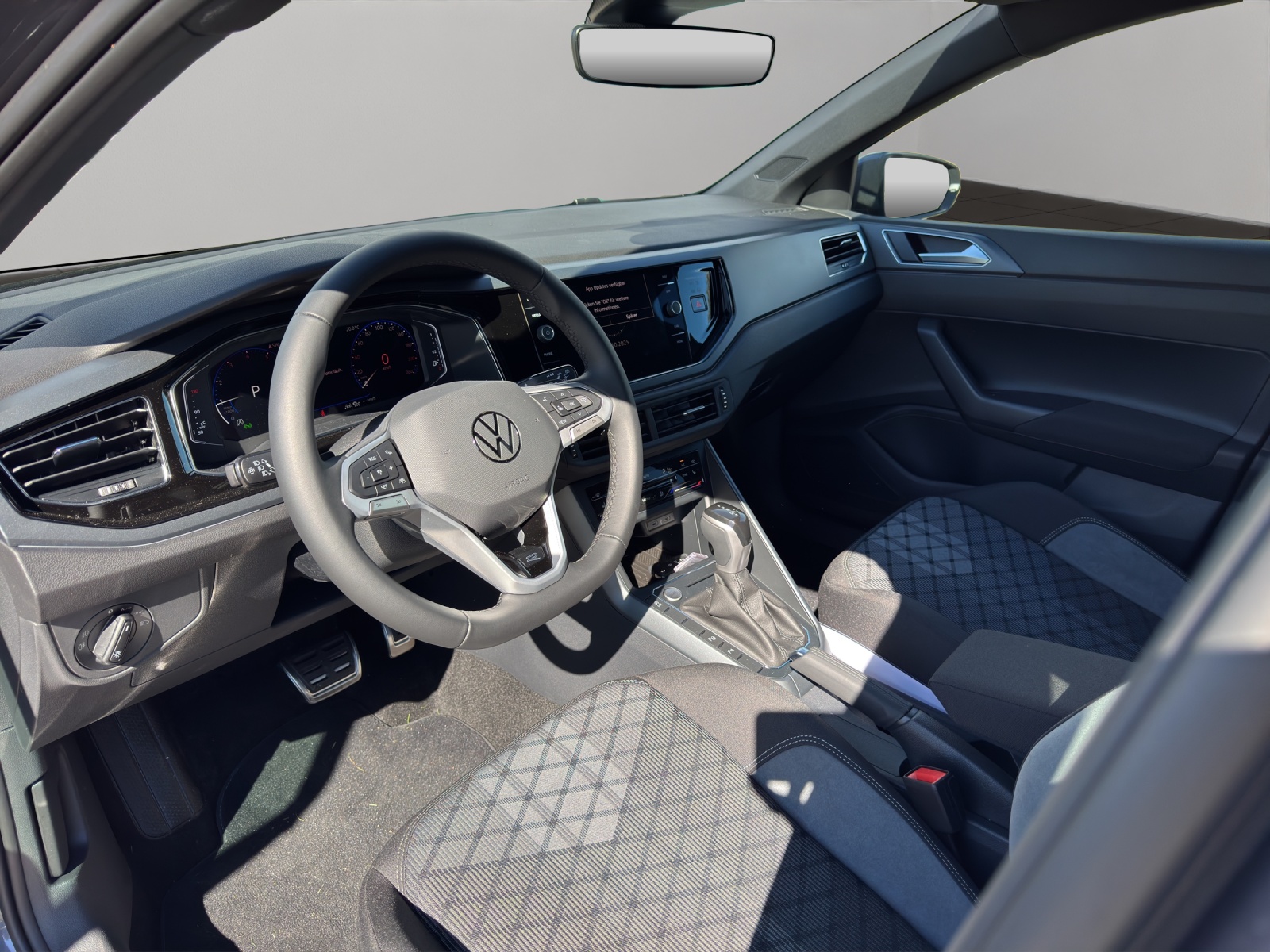 VW Polo 1.0 TSI R-Line DSG-image-3