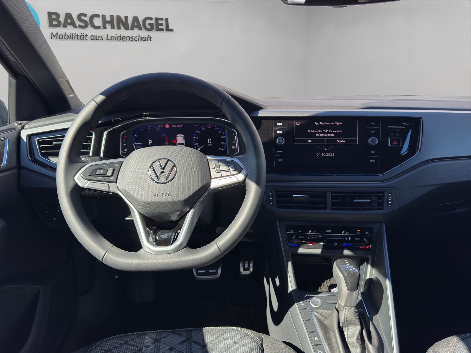 VW Polo 1.0 TSI R-Line DSG-image-4
