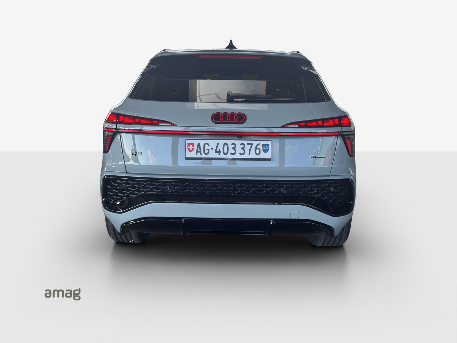 AUDI Q3 SUV TFSI quattro 195 kW S tronic-showroom-element-3