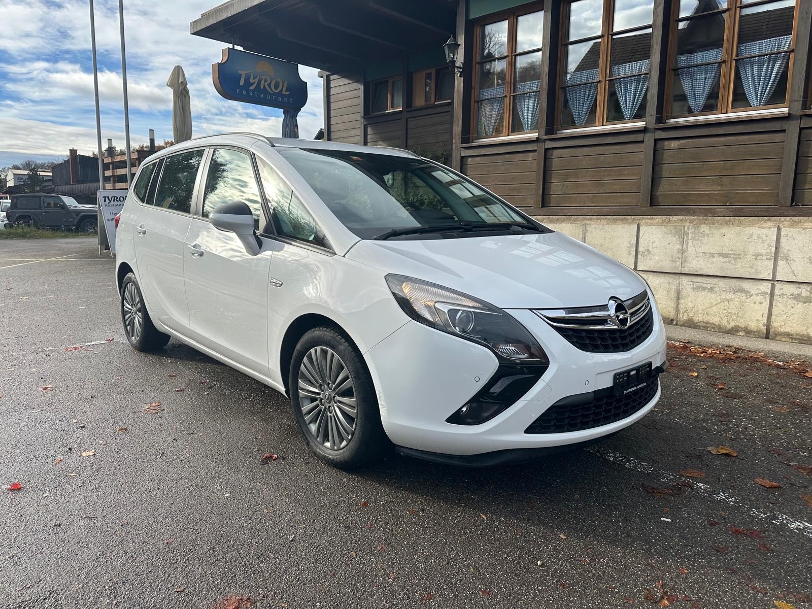OPEL Zafira Tourer 1.4i 16V Turbo Active Ed. Aut.-image-0