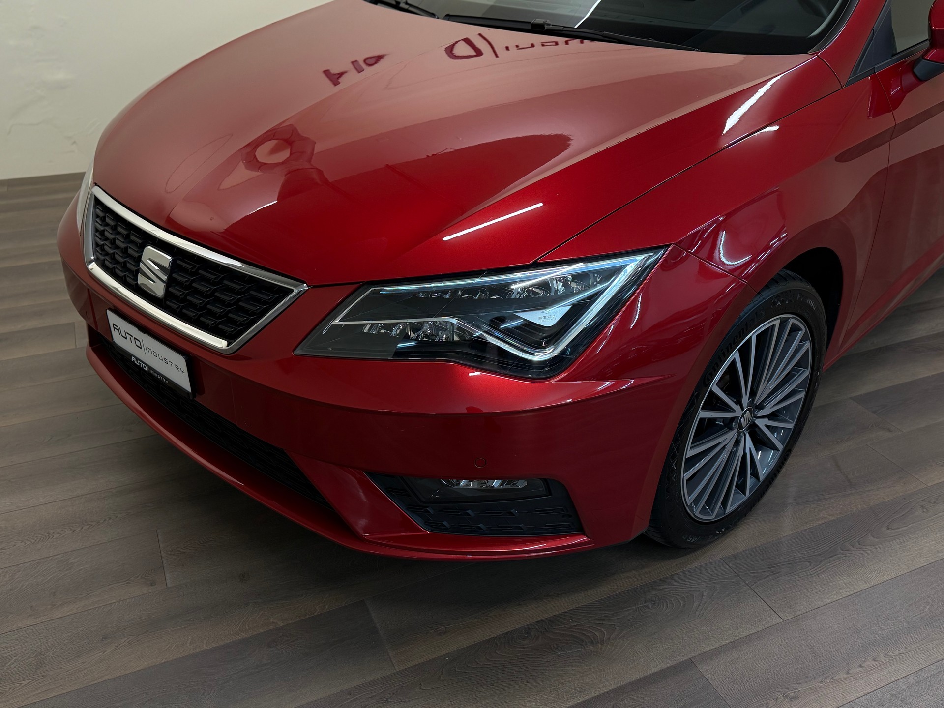 SEAT Leon 1.5 TGI Style-showroom-element-2