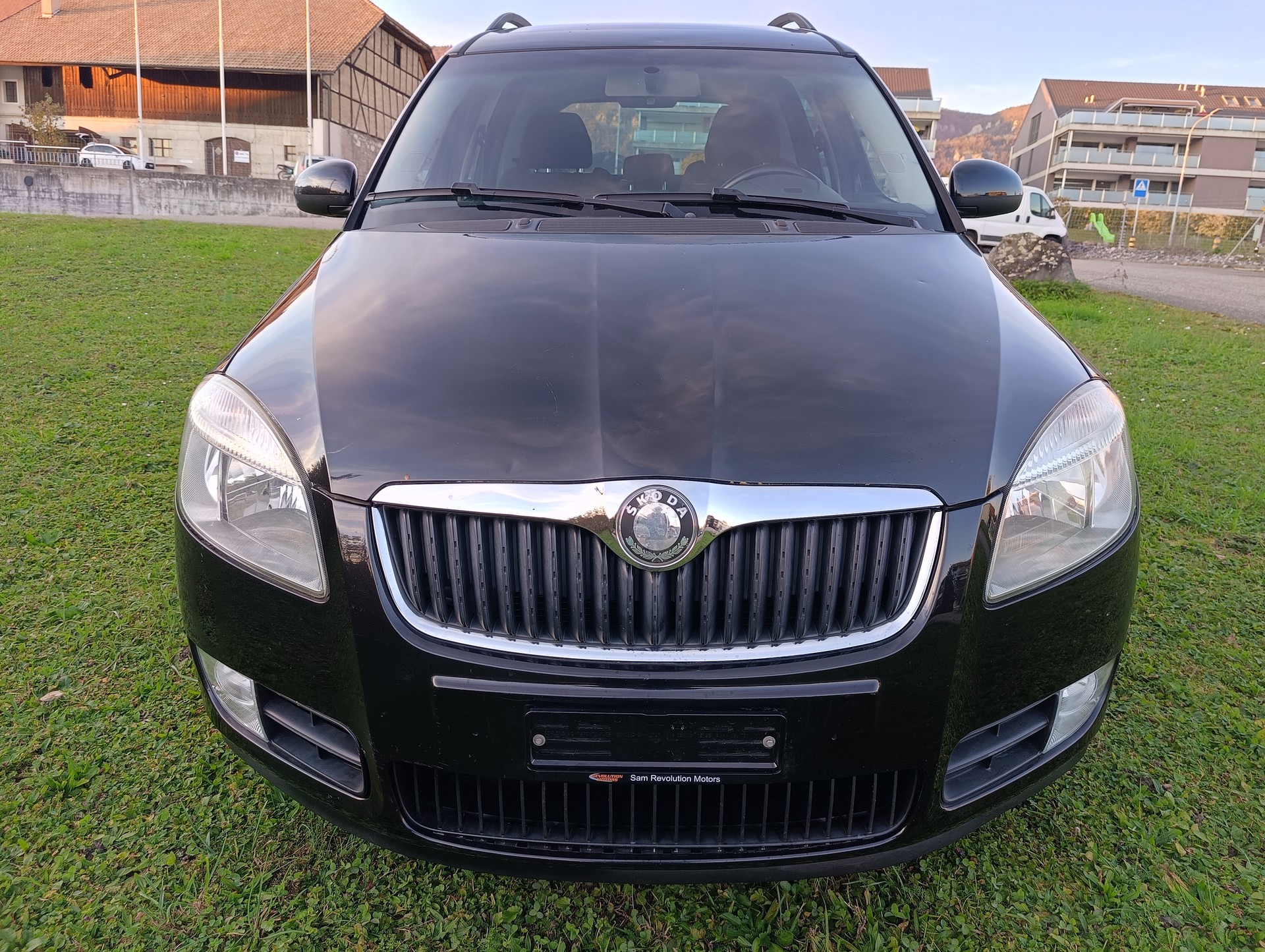 SKODA Roomster 1.6 Style-image-2
