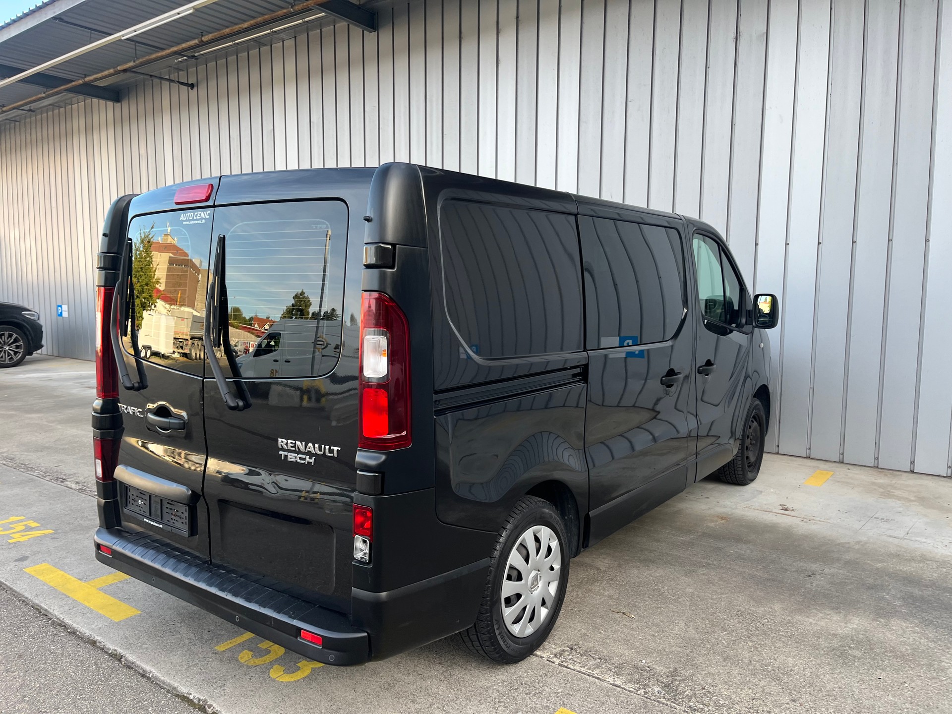 RENAULT Trafic 1.6 dCi 120 2.9t Acces L1H1-image-1