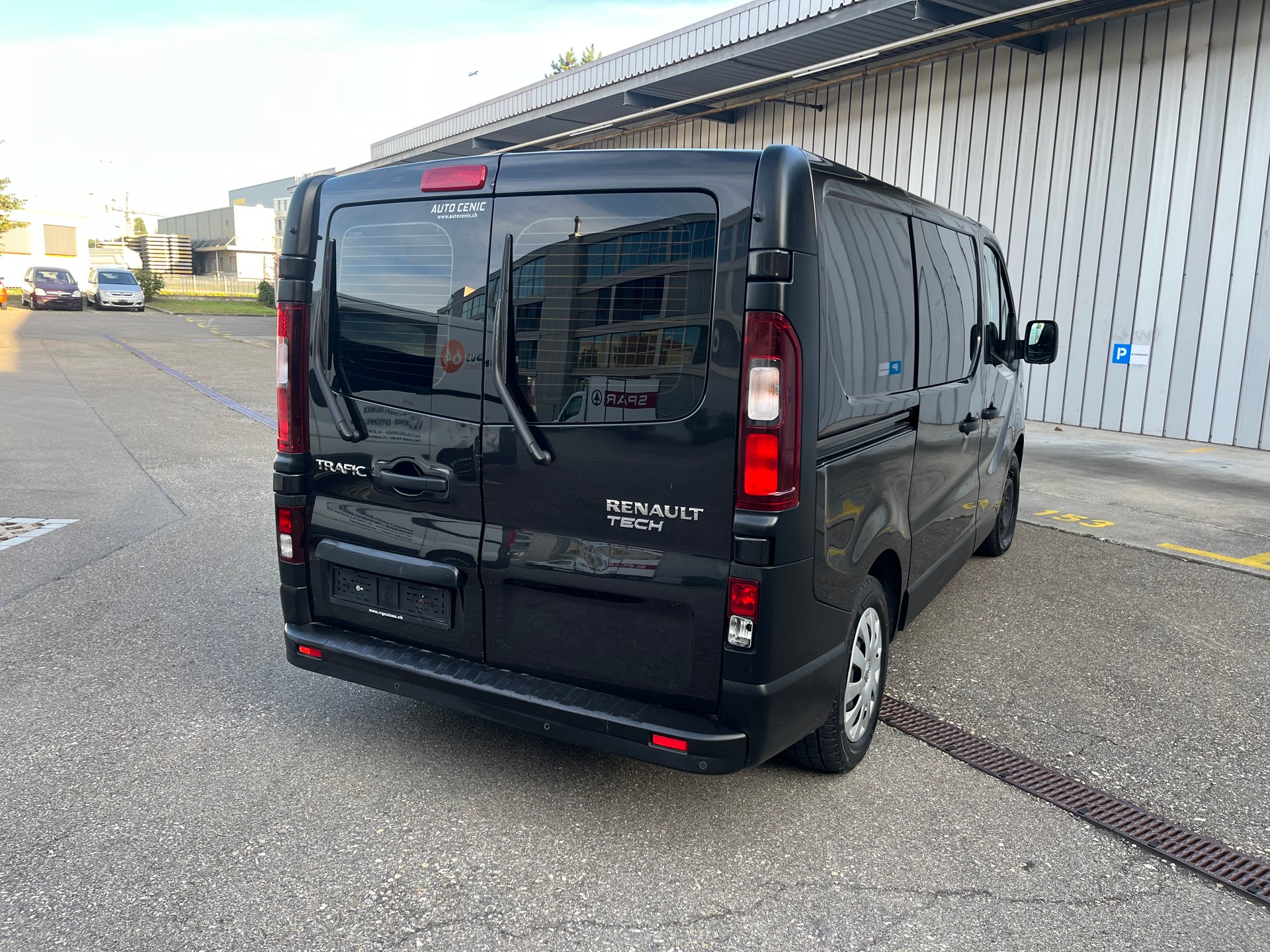 RENAULT Trafic 1.6 dCi 120 2.9t Acces L1H1-image-6