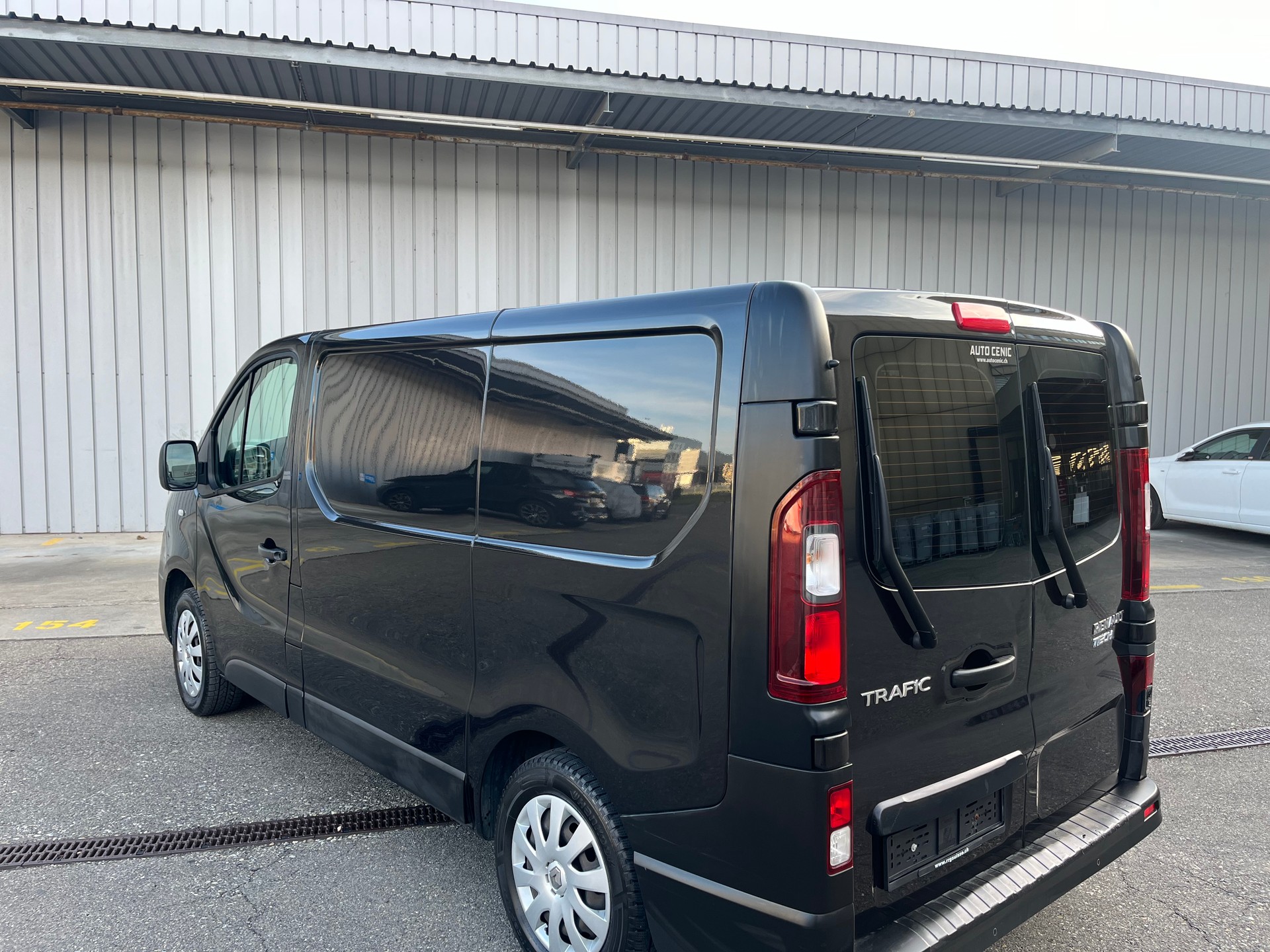 RENAULT Trafic 1.6 dCi 120 2.9t Acces L1H1-image-7
