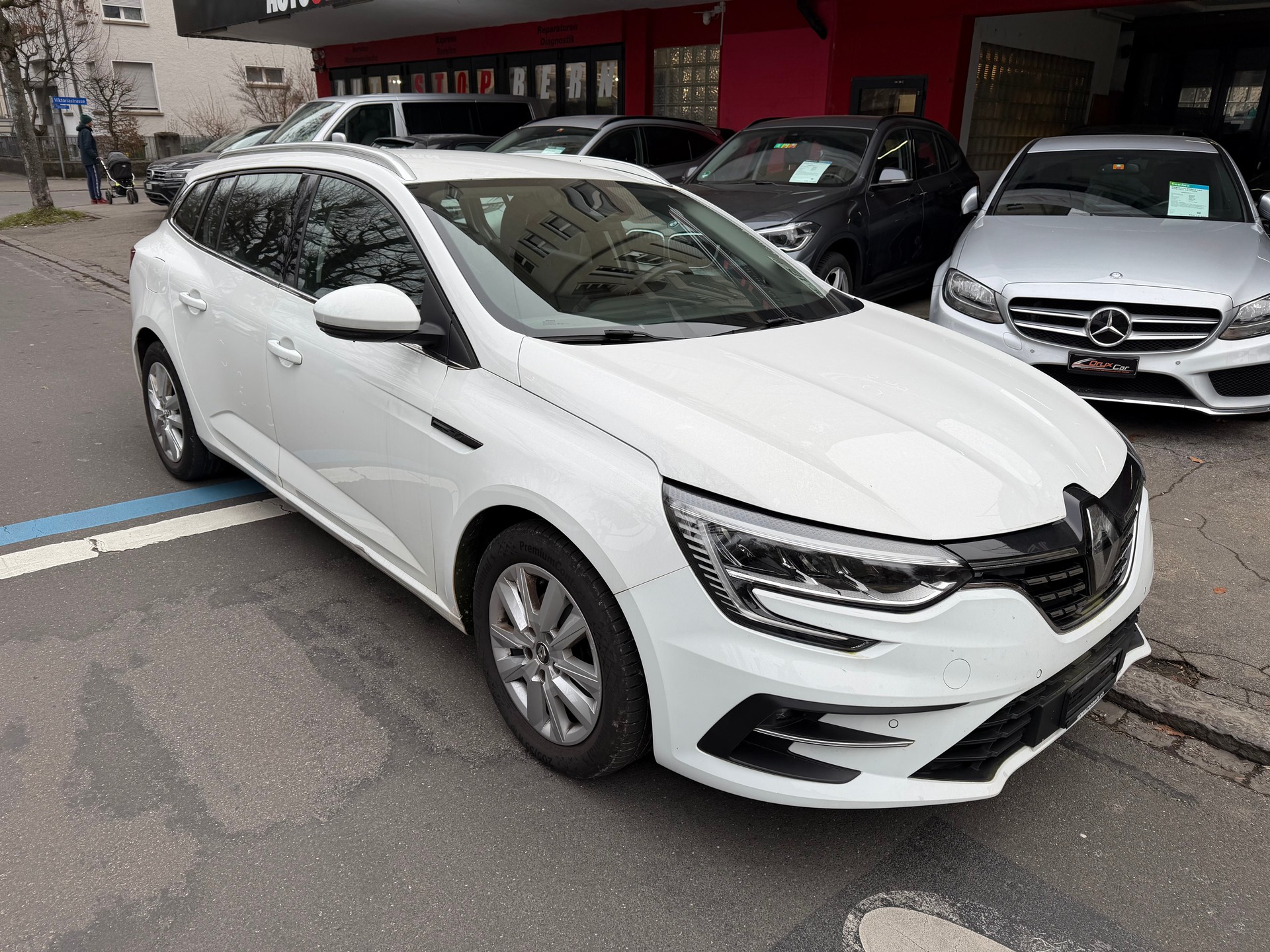 RENAULT Mégane Grandtour 1.5 dCi Business EDC-image-2