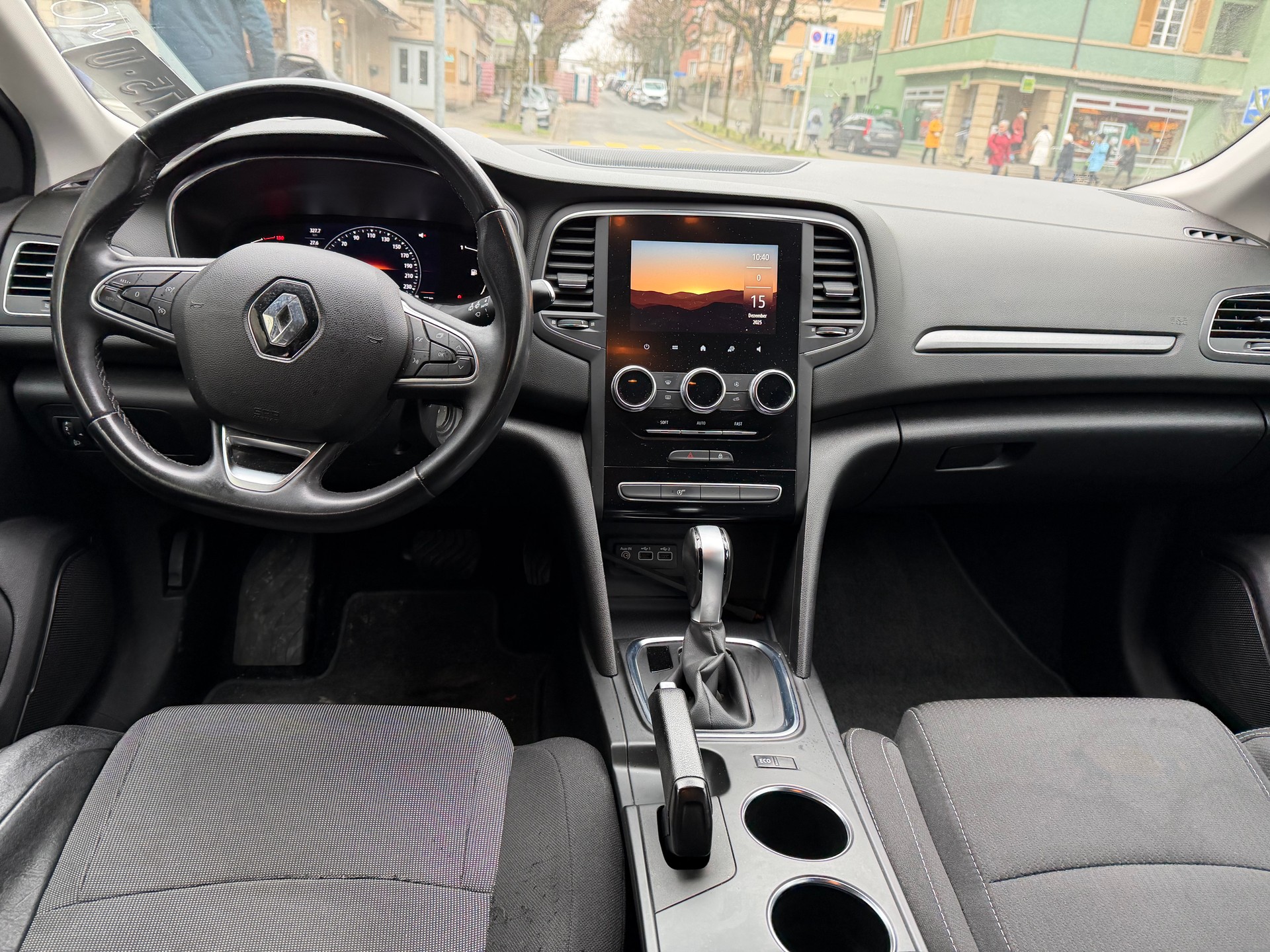 RENAULT Mégane Grandtour 1.5 dCi Business EDC-image-8