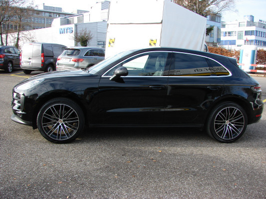 PORSCHE Macan PDK-image-1