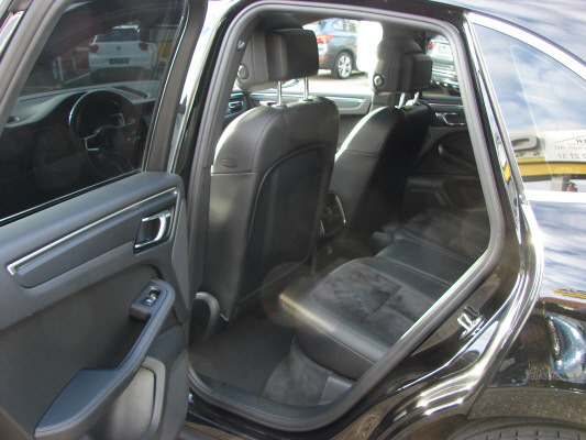 PORSCHE Macan PDK-image-7