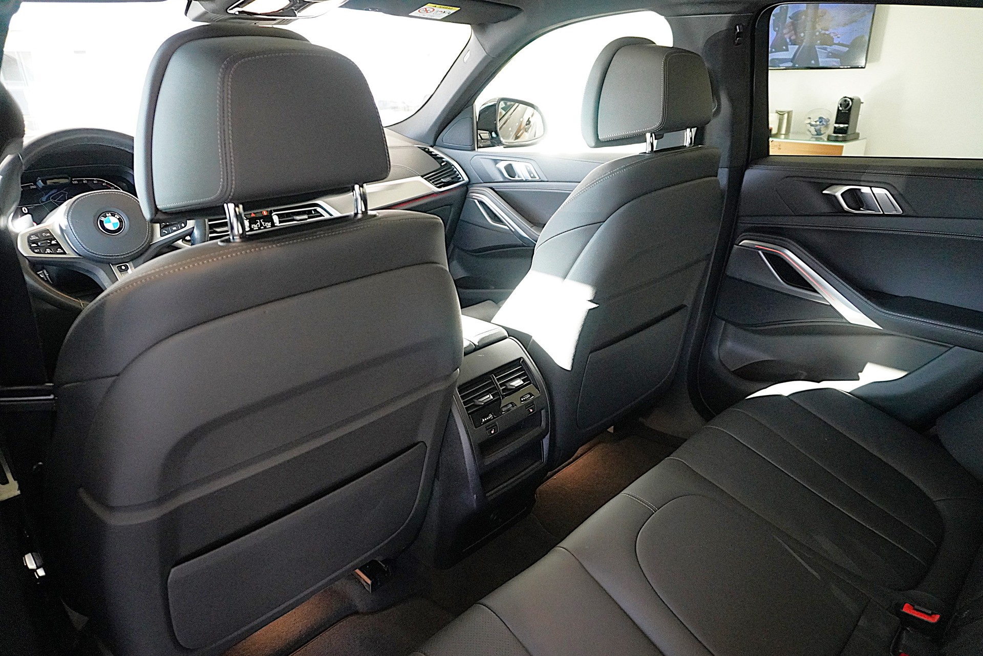 BMW X6 xDrive 48V 40d Steptronic M Sport-image-19
