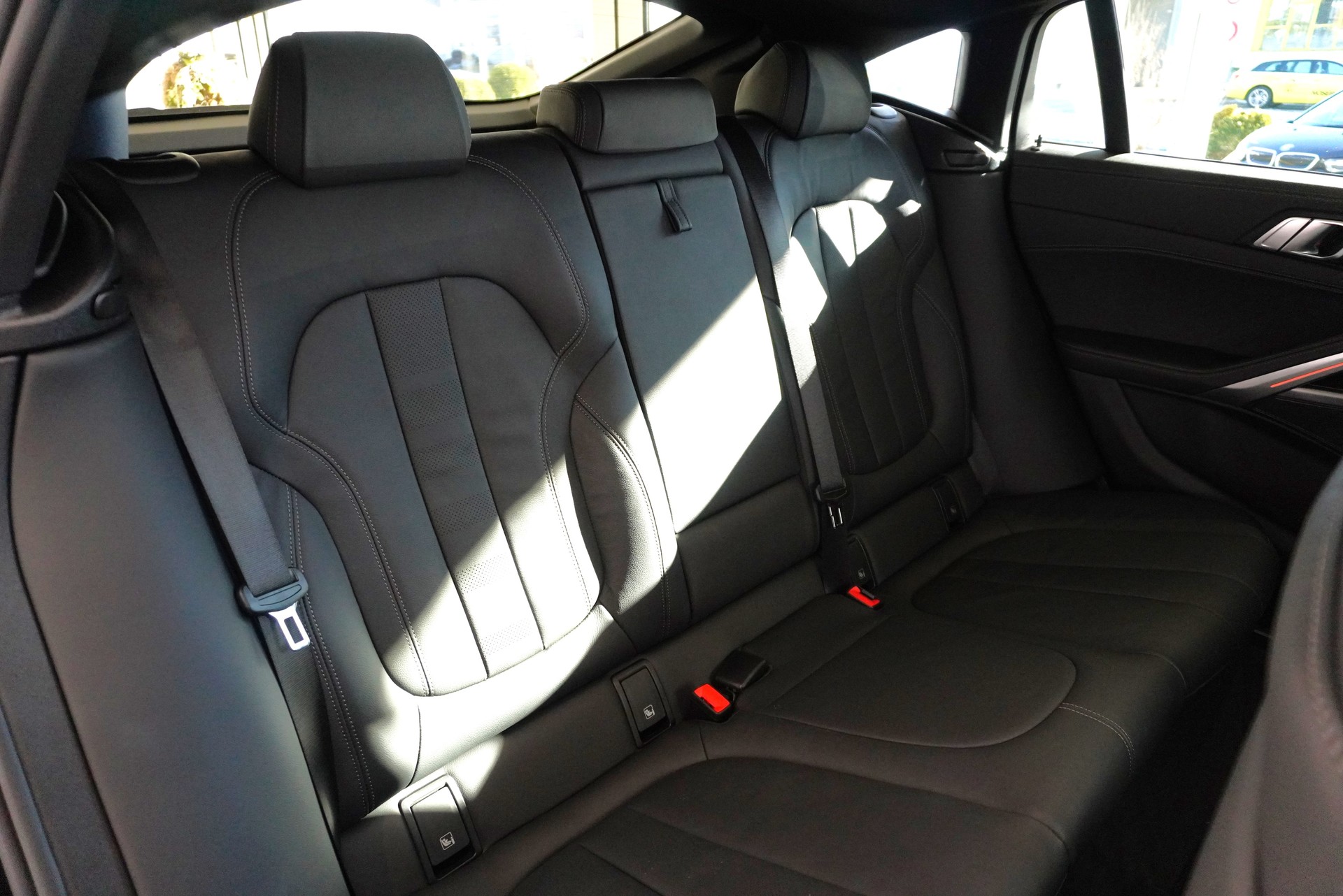 BMW X6 xDrive 48V 40d Steptronic M Sport-image-14