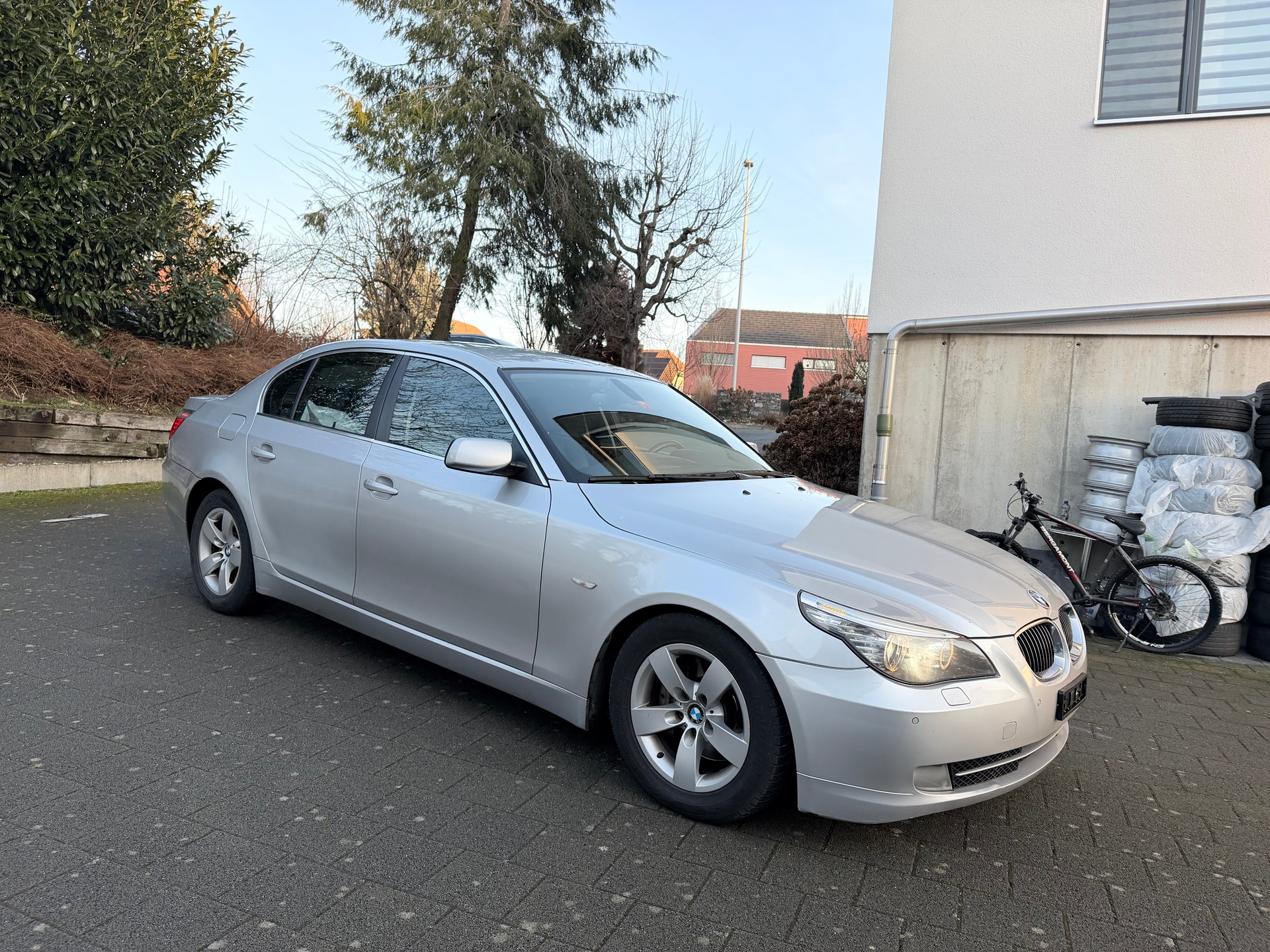 BMW 525i Steptronic-image-2