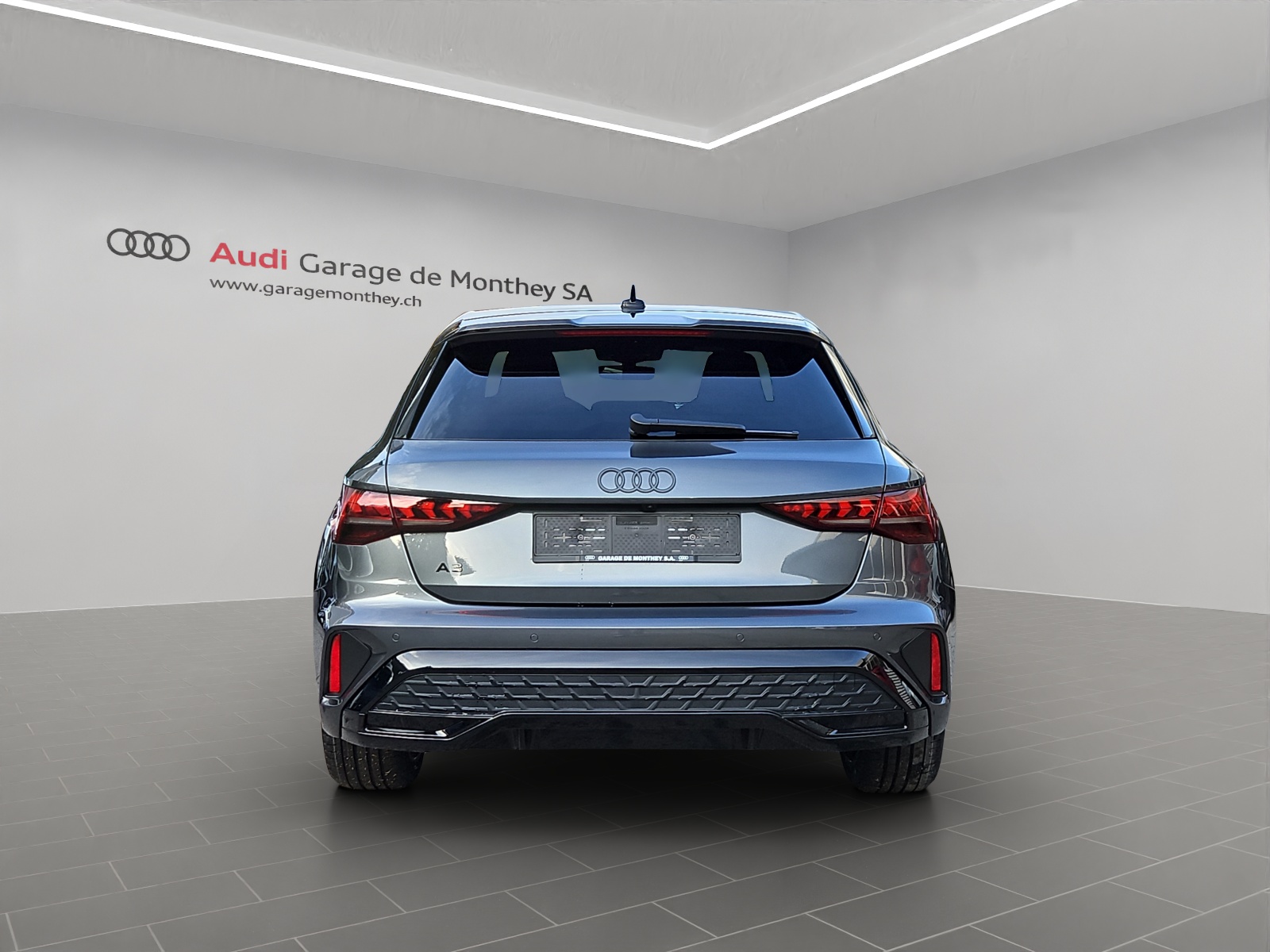 AUDI A3 Sportback TFSI e 200 kW S line Attraction S tronic-image-4