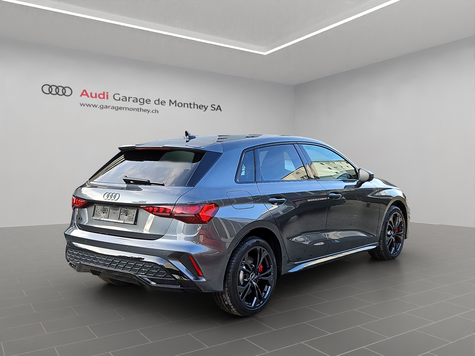 AUDI A3 Sportback TFSI e 200 kW S line Attraction S tronic-image-3