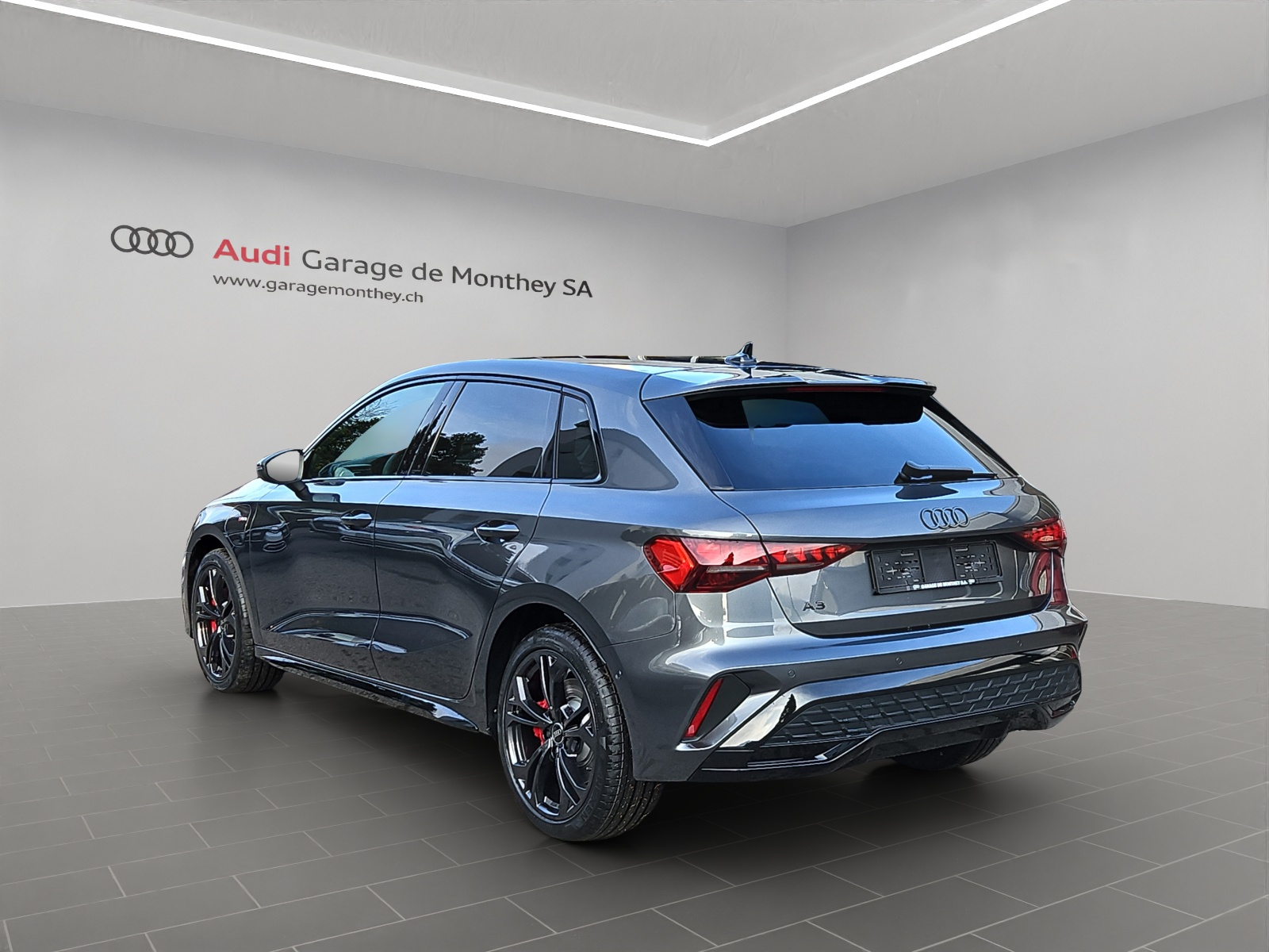 AUDI A3 Sportback TFSI e 200 kW S line Attraction S tronic-image-5