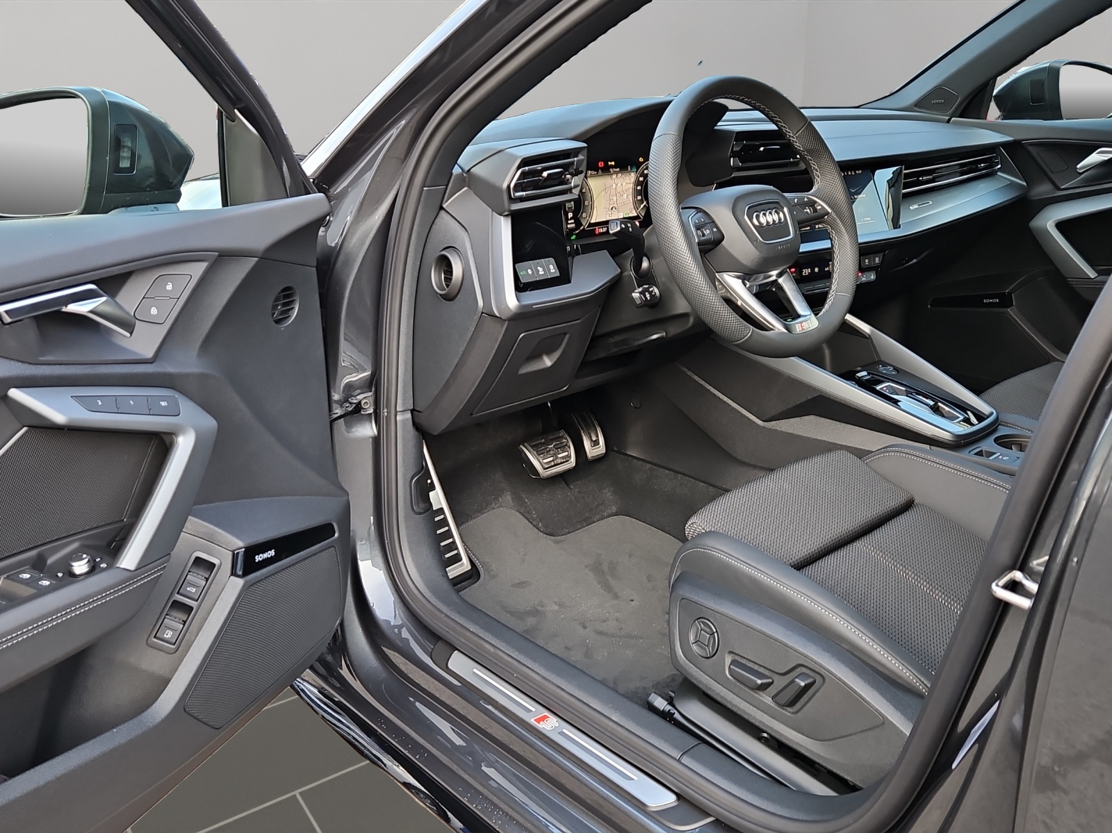 AUDI A3 Sportback TFSI e 200 kW S line Attraction S tronic-image-7