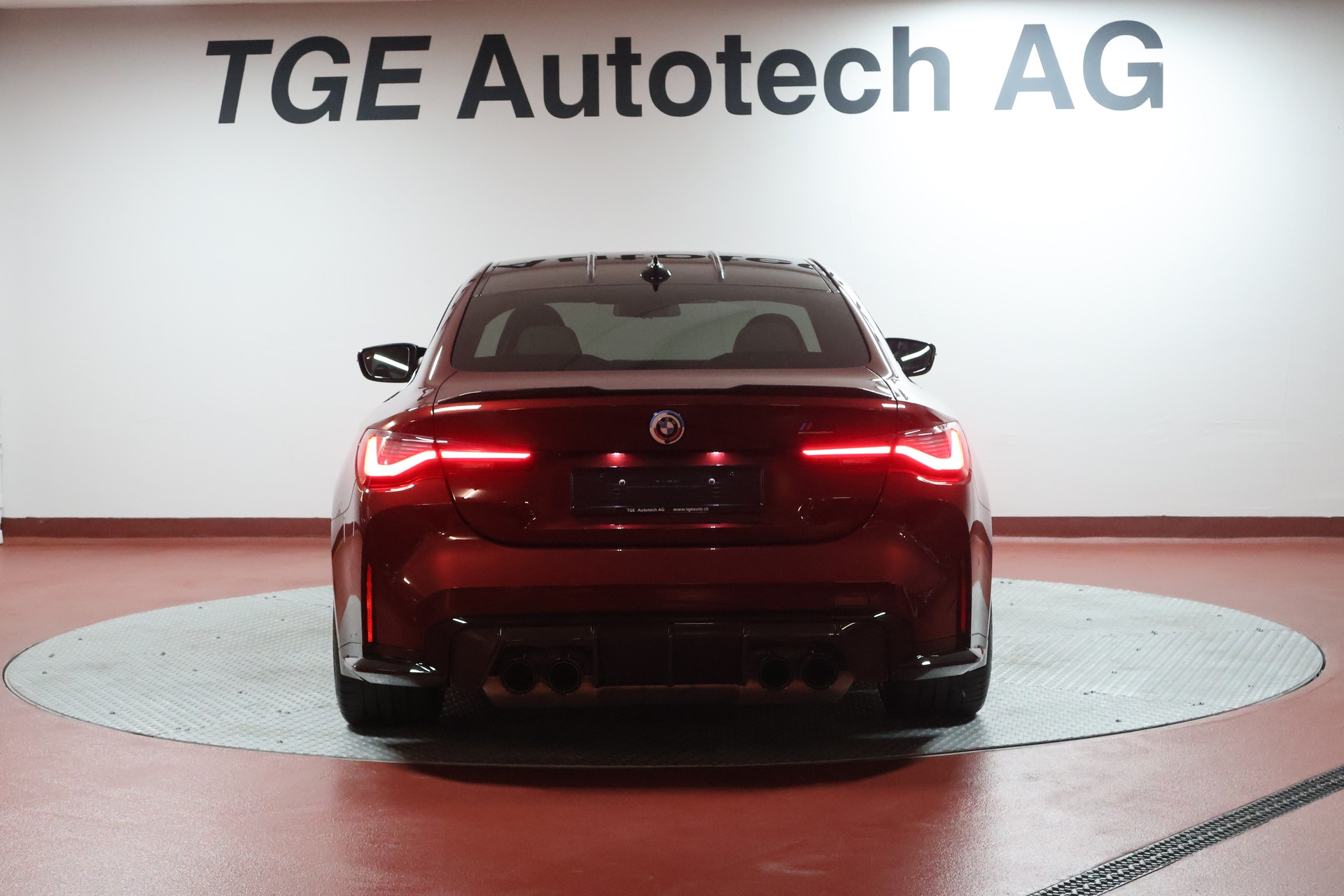 BMW M4 Coupé Competition M xDrive-image-19