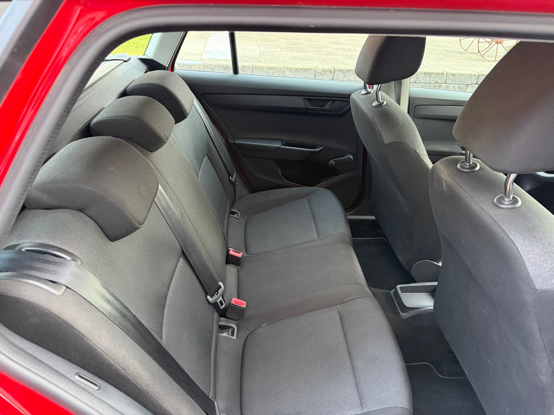 SKODA Fabia Combi 1.0 TSI Active-image-11