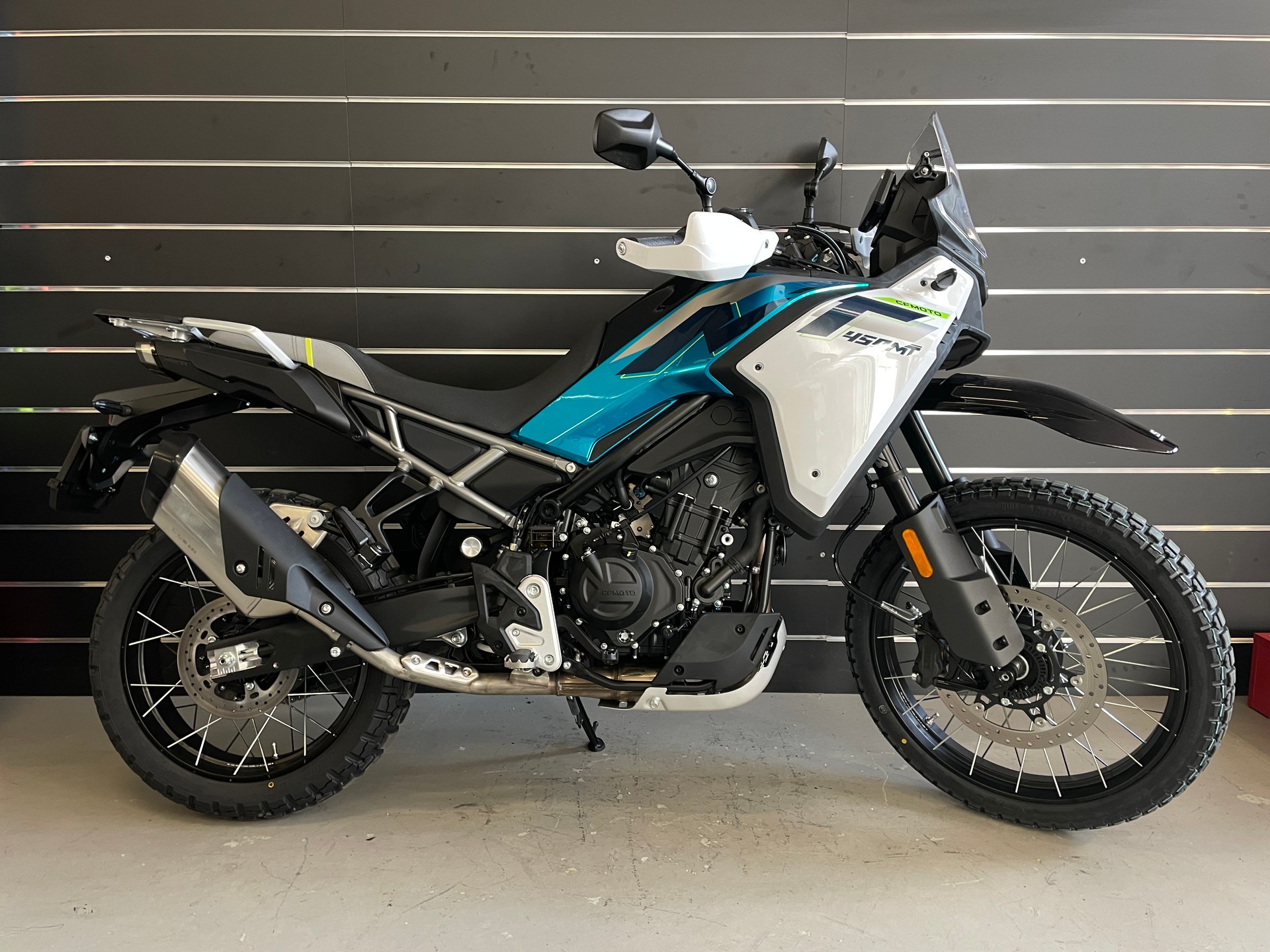 CF MOTO 450 MT