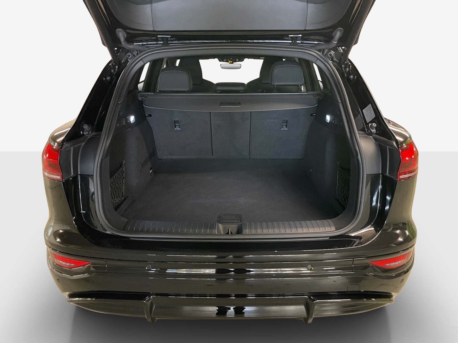 AUDI Q6 e-tron quattro-image-13